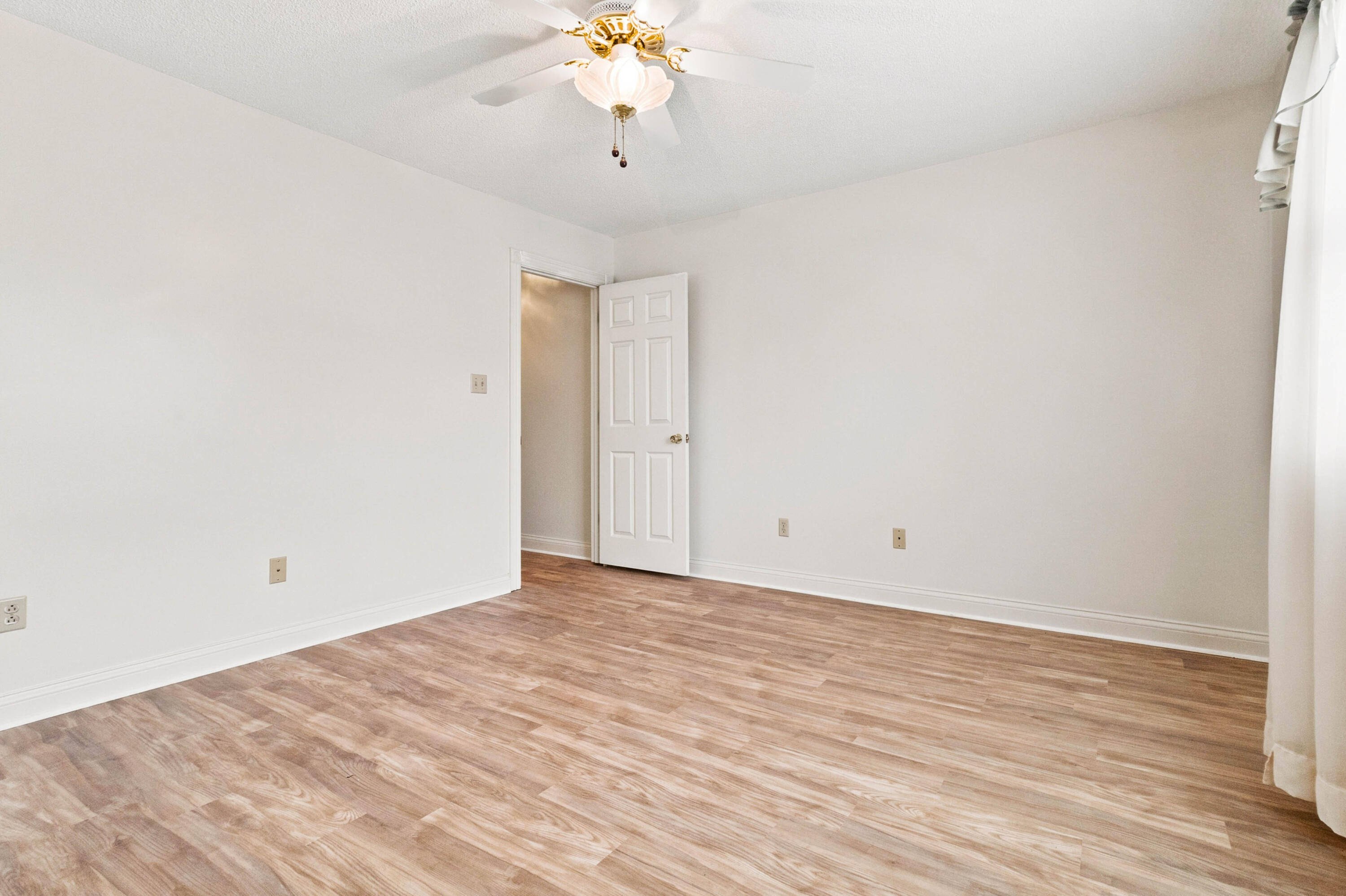 500 Natures Pointe Drive Property Photo 46