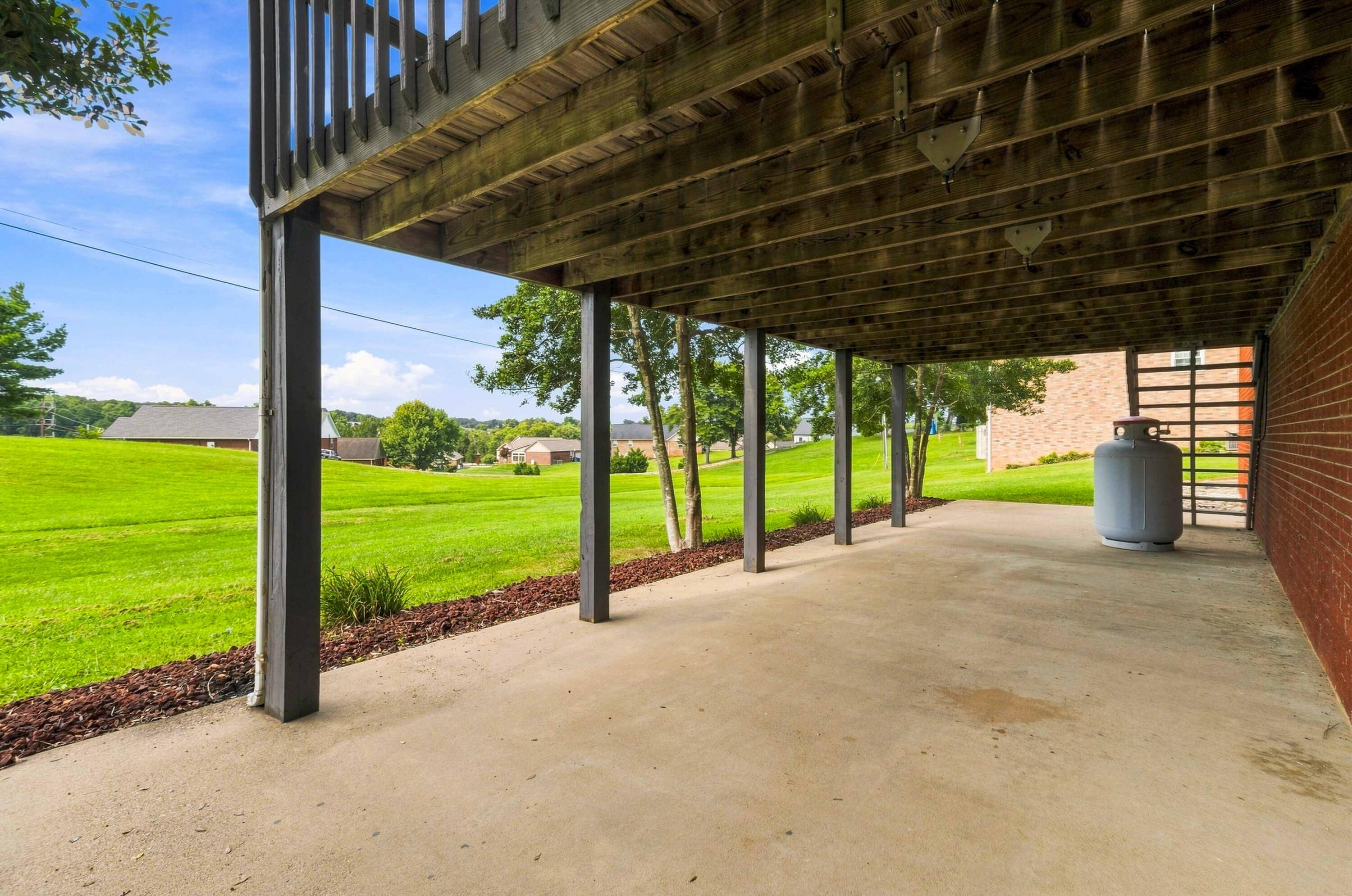 500 Natures Pointe Drive Property Photo 60