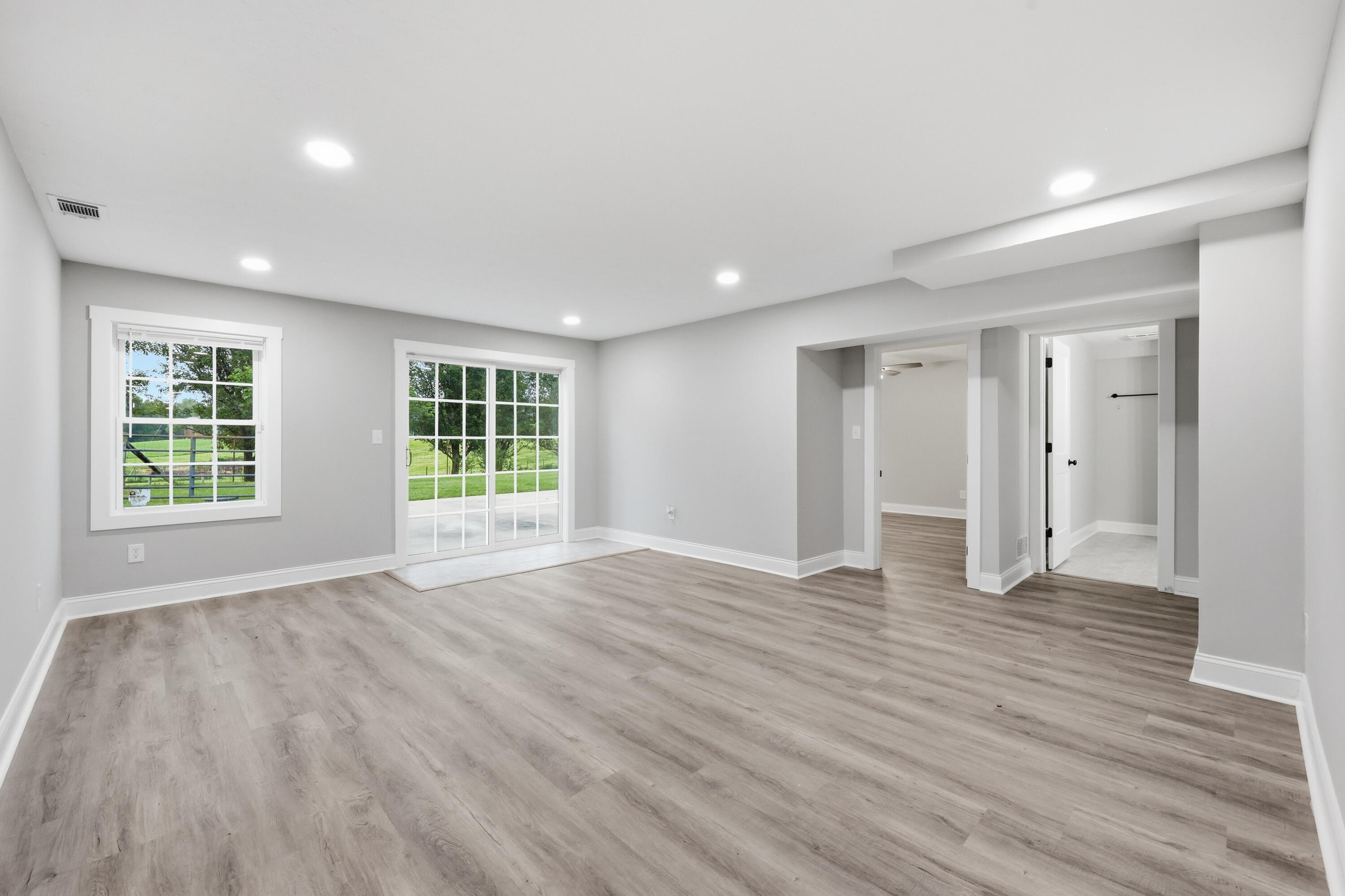 1279 Rice Road Property Photo 3