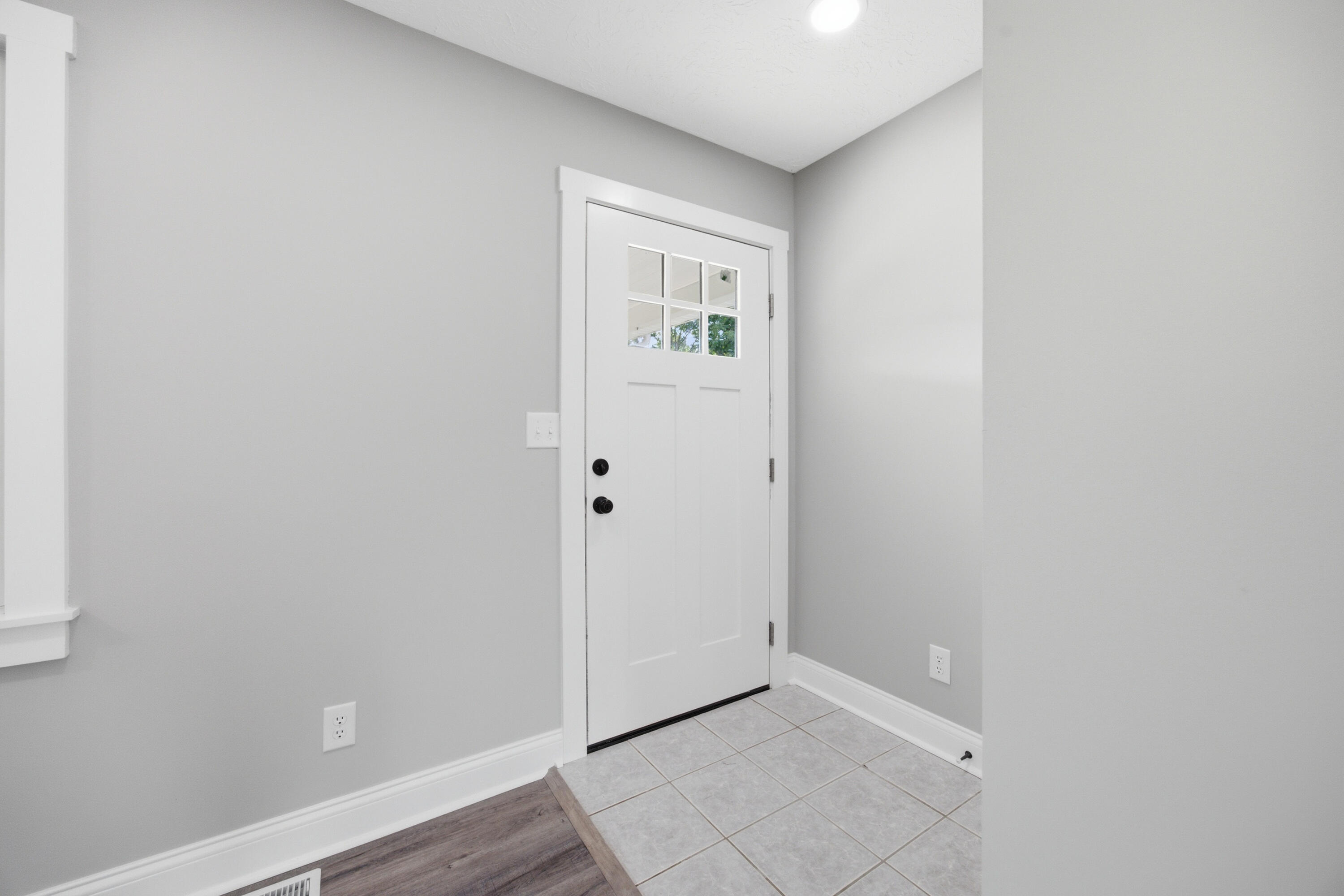 1279 Rice Road Property Photo 7