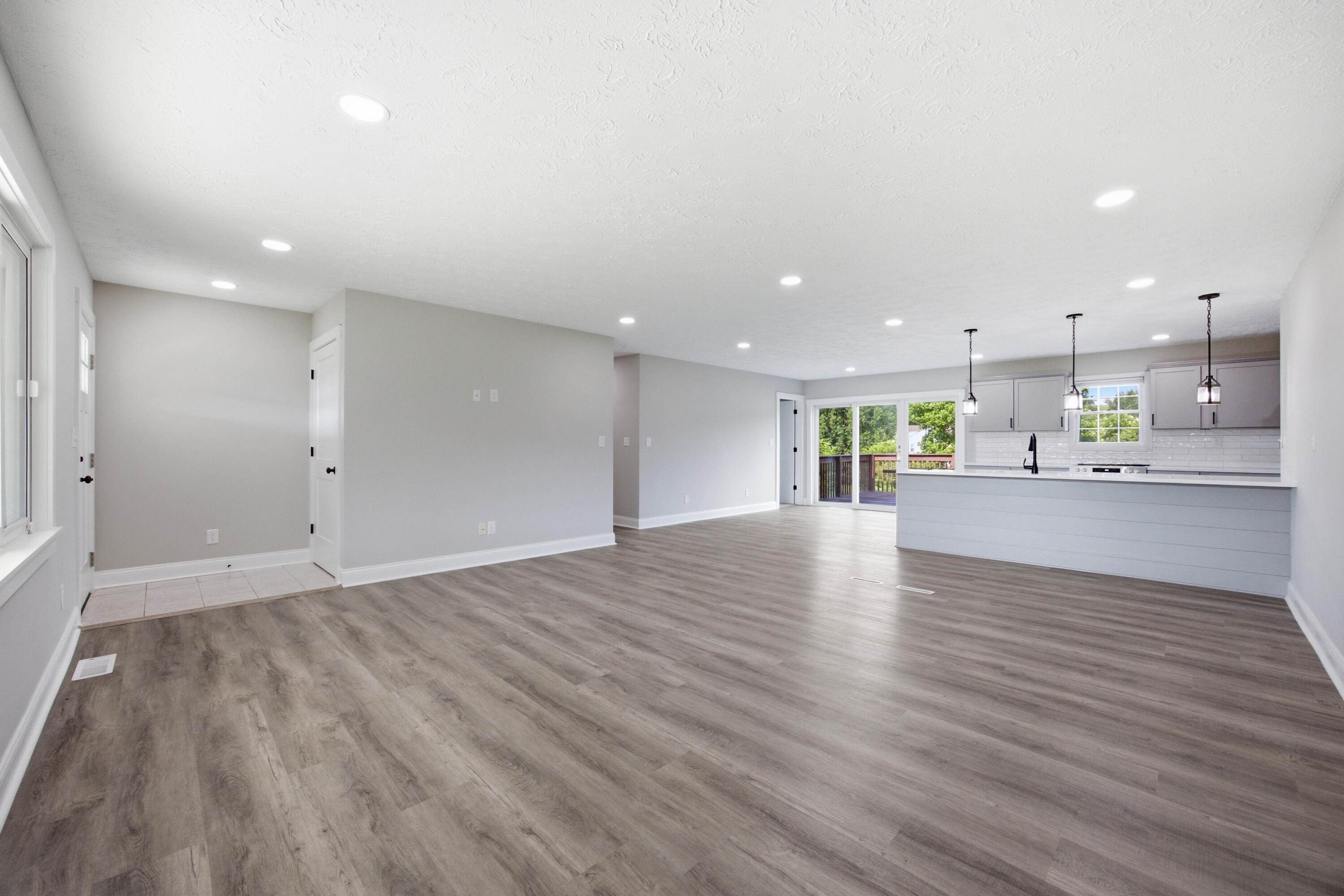1279 Rice Road Property Photo 10