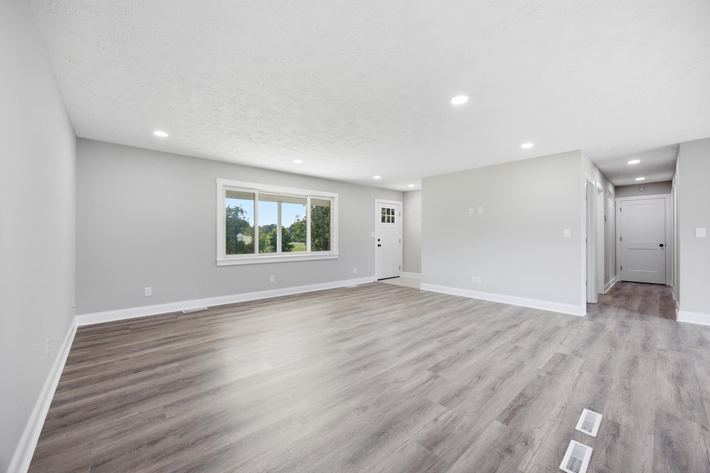 1279 Rice Road Property Photo 12