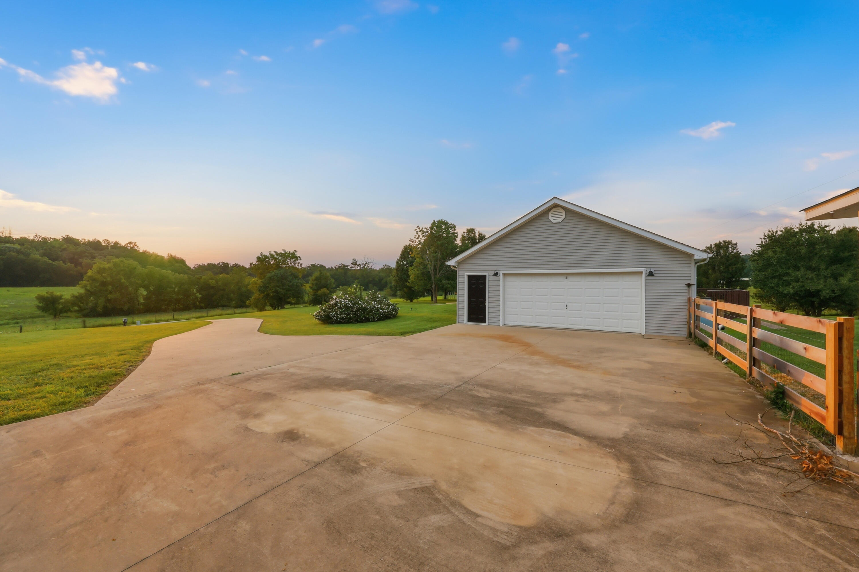 1279 Rice Road Property Photo 68