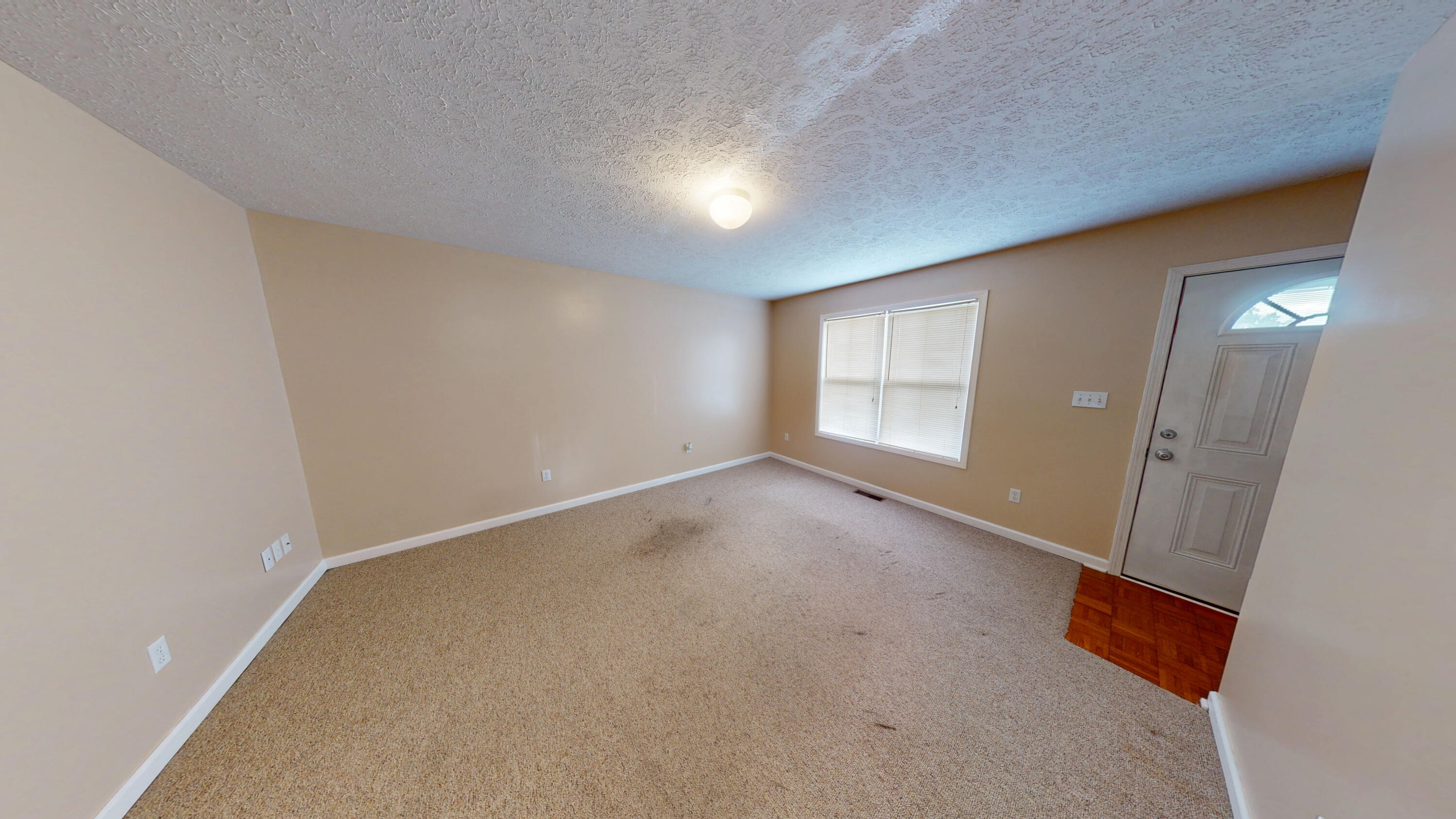 35 Cardinal Drive Property Photo 8