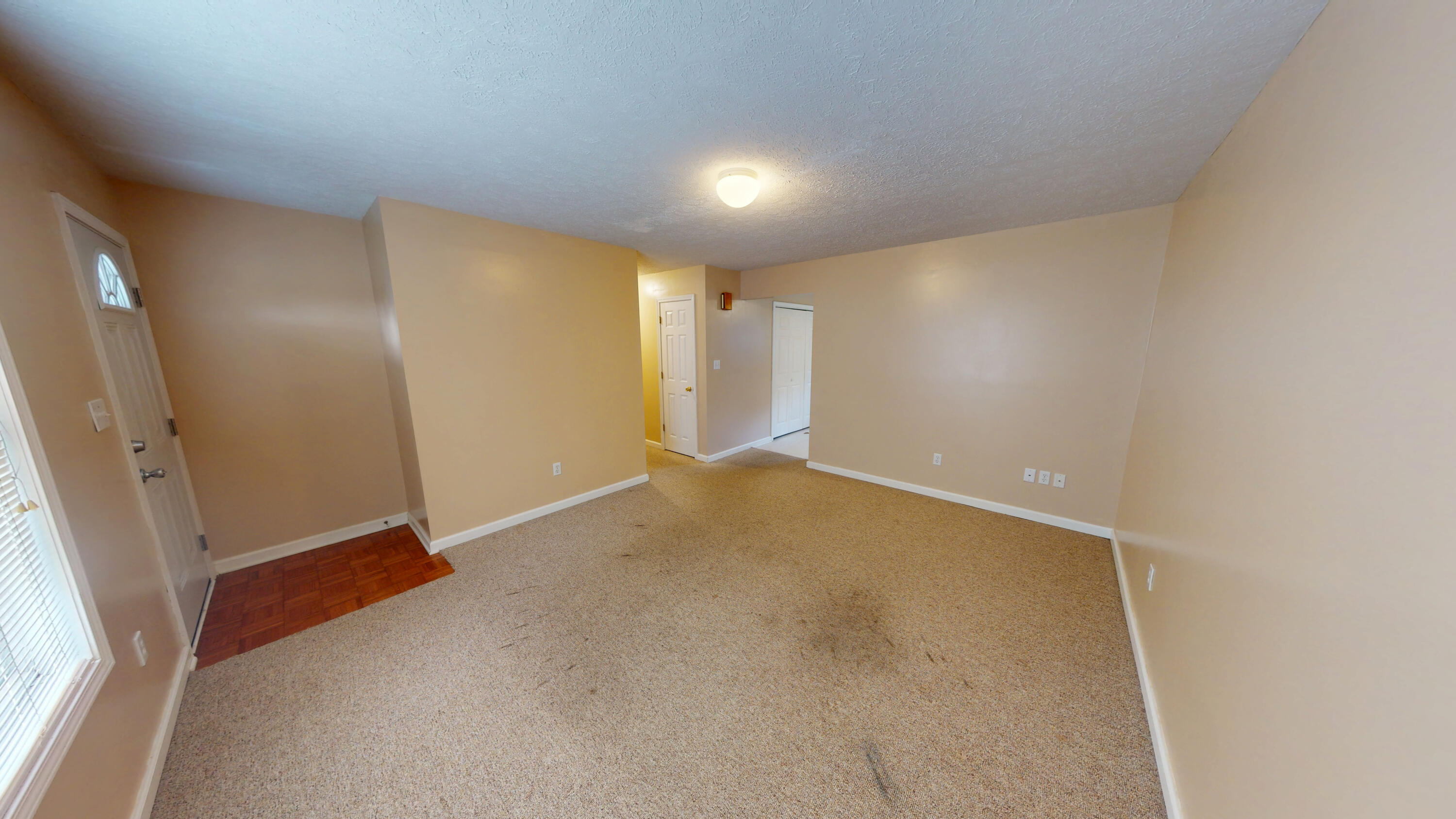 35 Cardinal Drive Property Photo 9