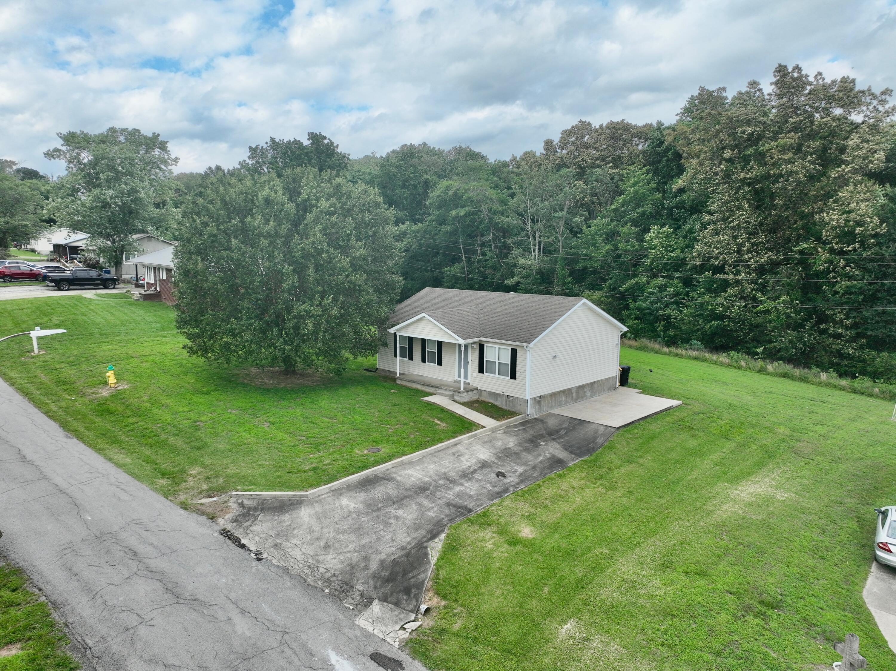 35 Cardinal Drive Property Photo 20