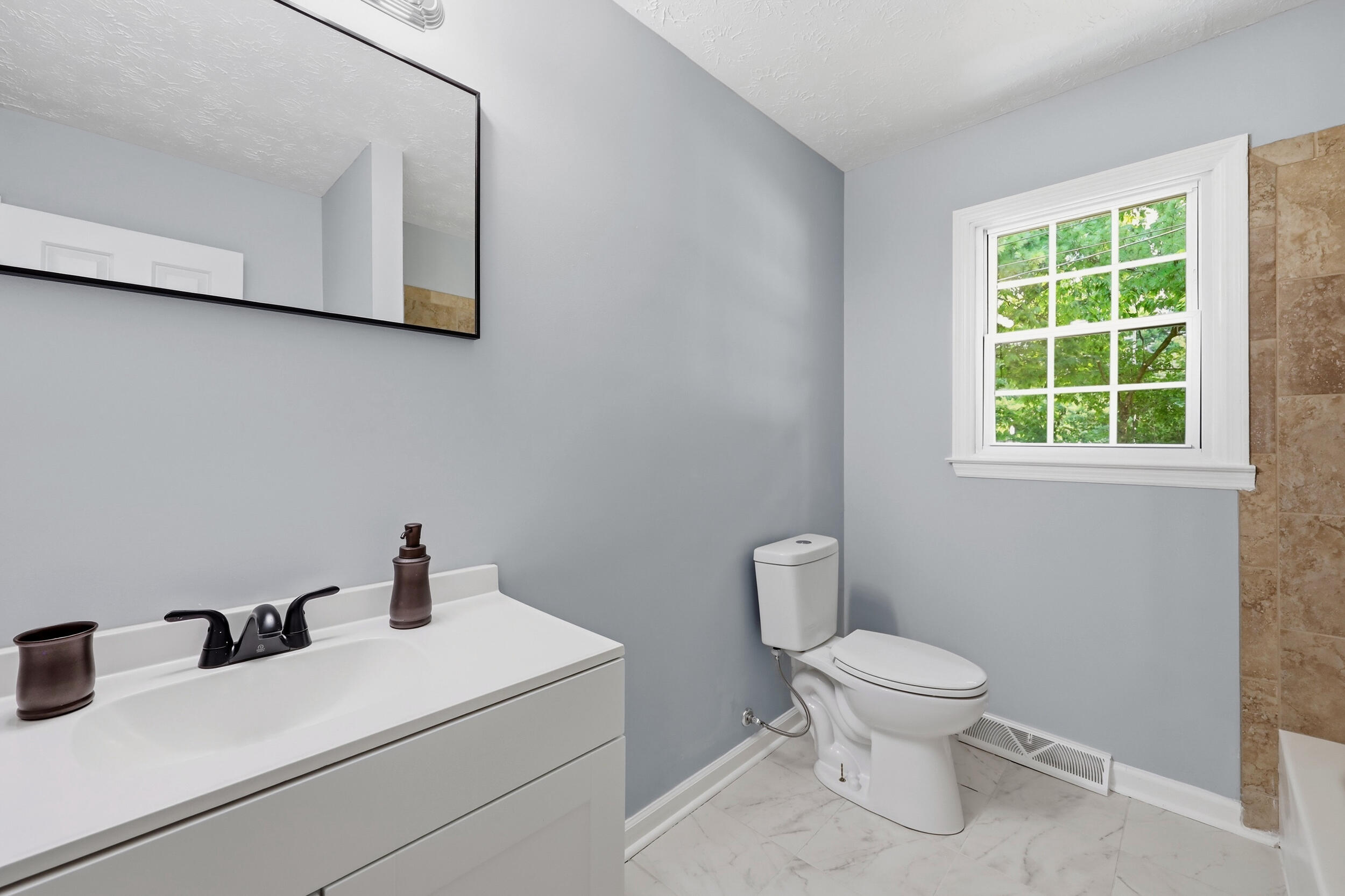 3717 Gladman Way Property Photo 20