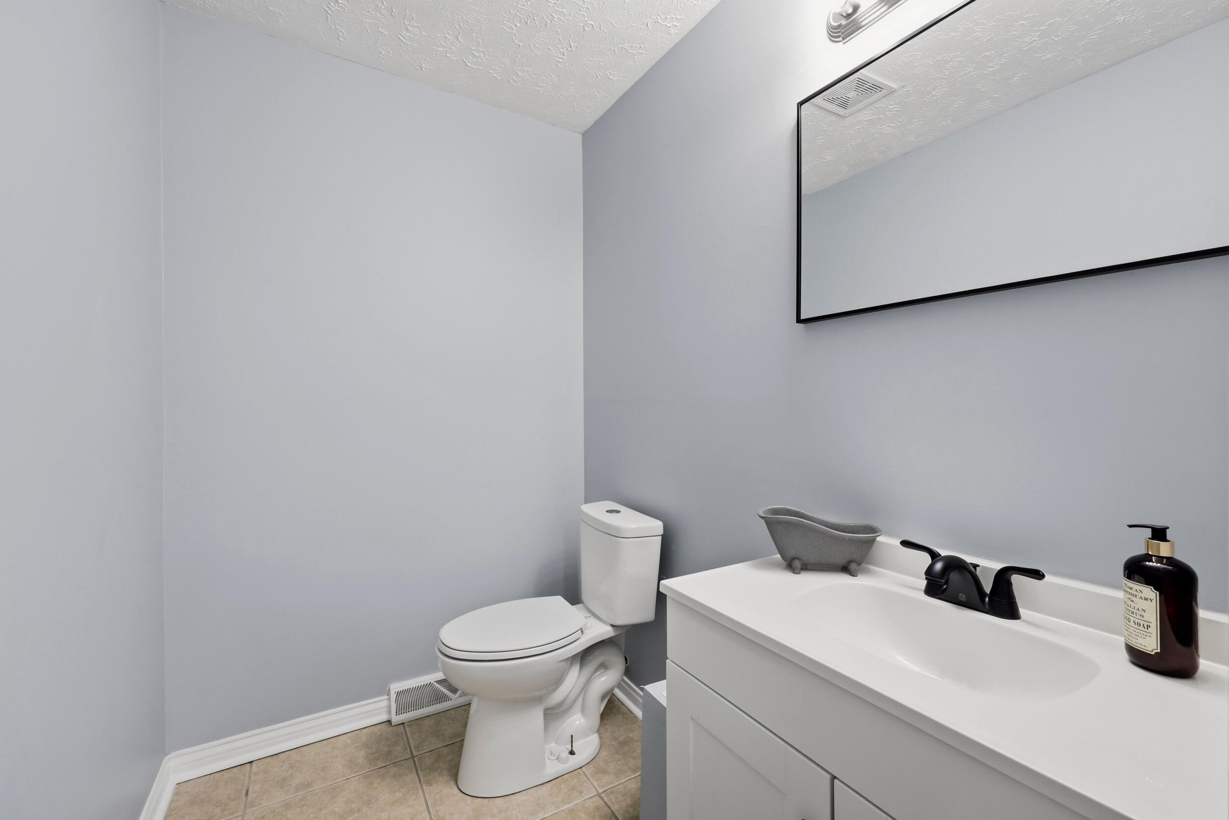 3717 Gladman Way Property Photo 29