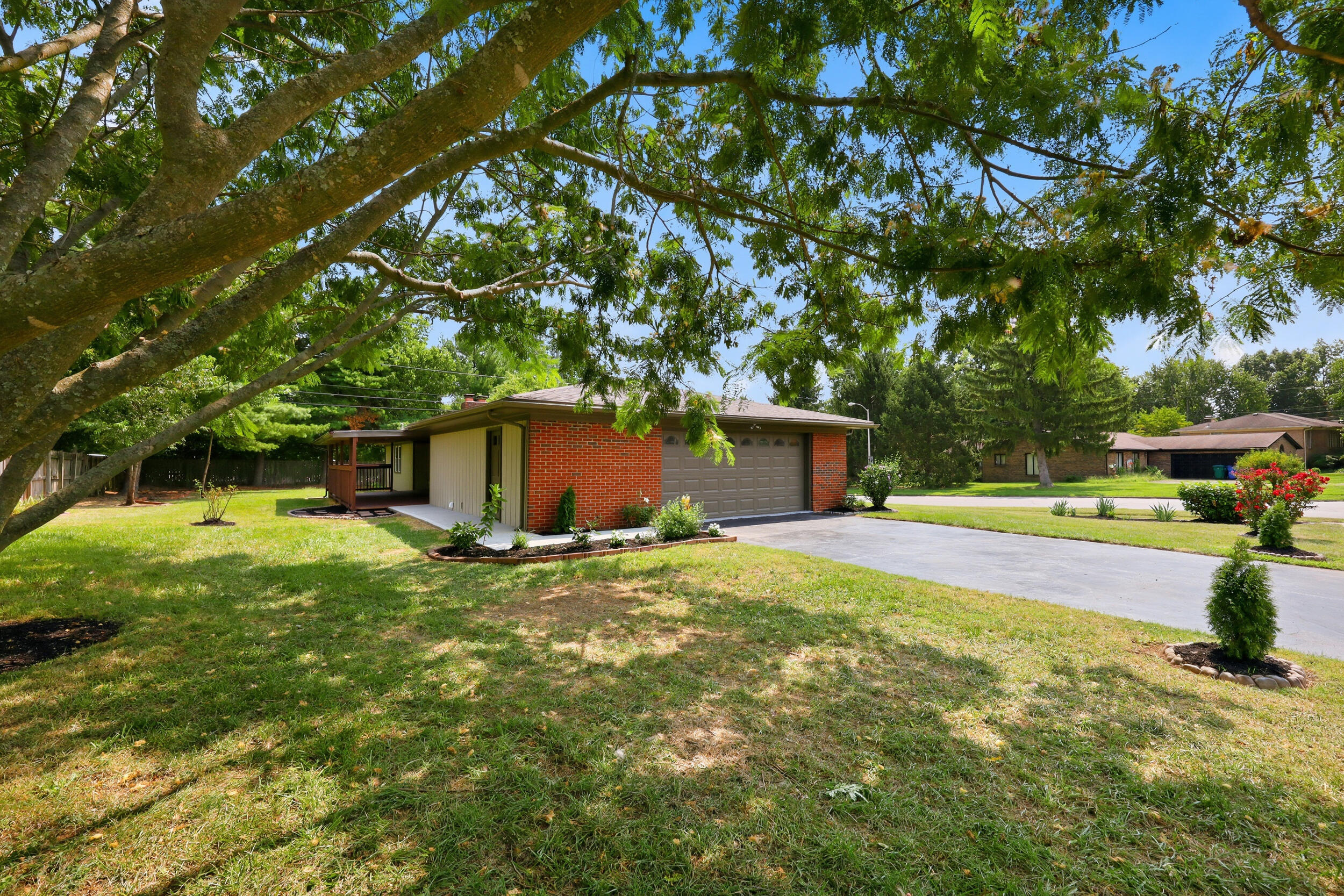 3717 Gladman Way Property Photo 37