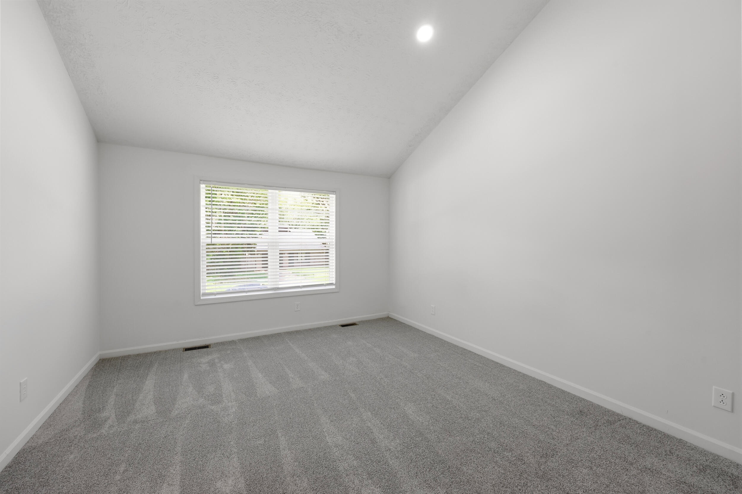 1609 Prairie Circle Property Photo 16