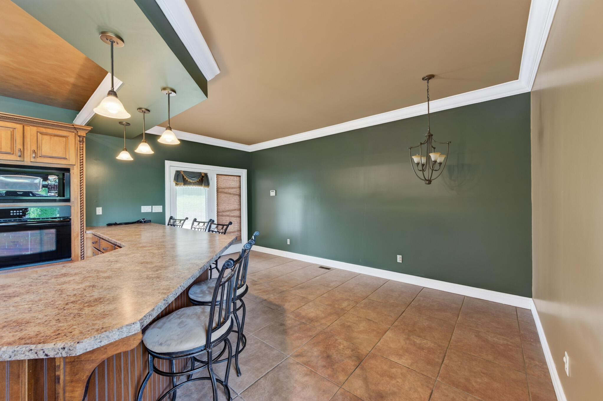 344 Oak Drive Property Photo 4