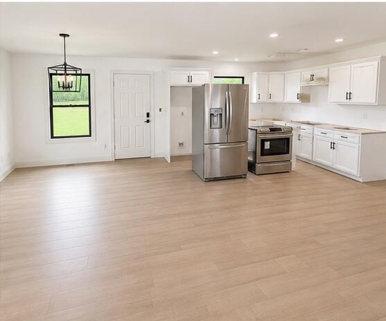 395 Madison Circle Property Photo 2