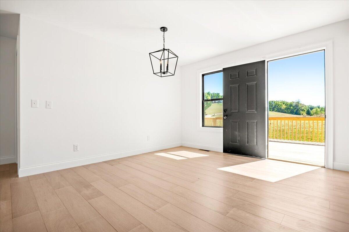 395 Madison Circle Property Photo 10