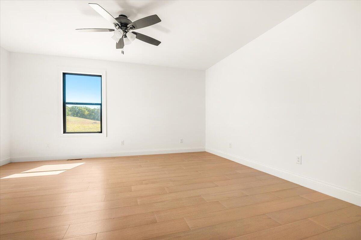 395 Madison Circle Property Photo 15