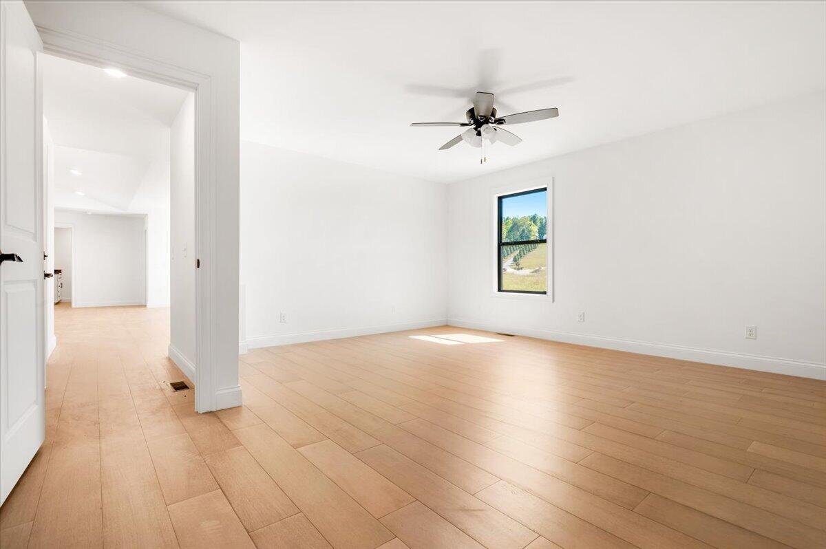 395 Madison Circle Property Photo 17