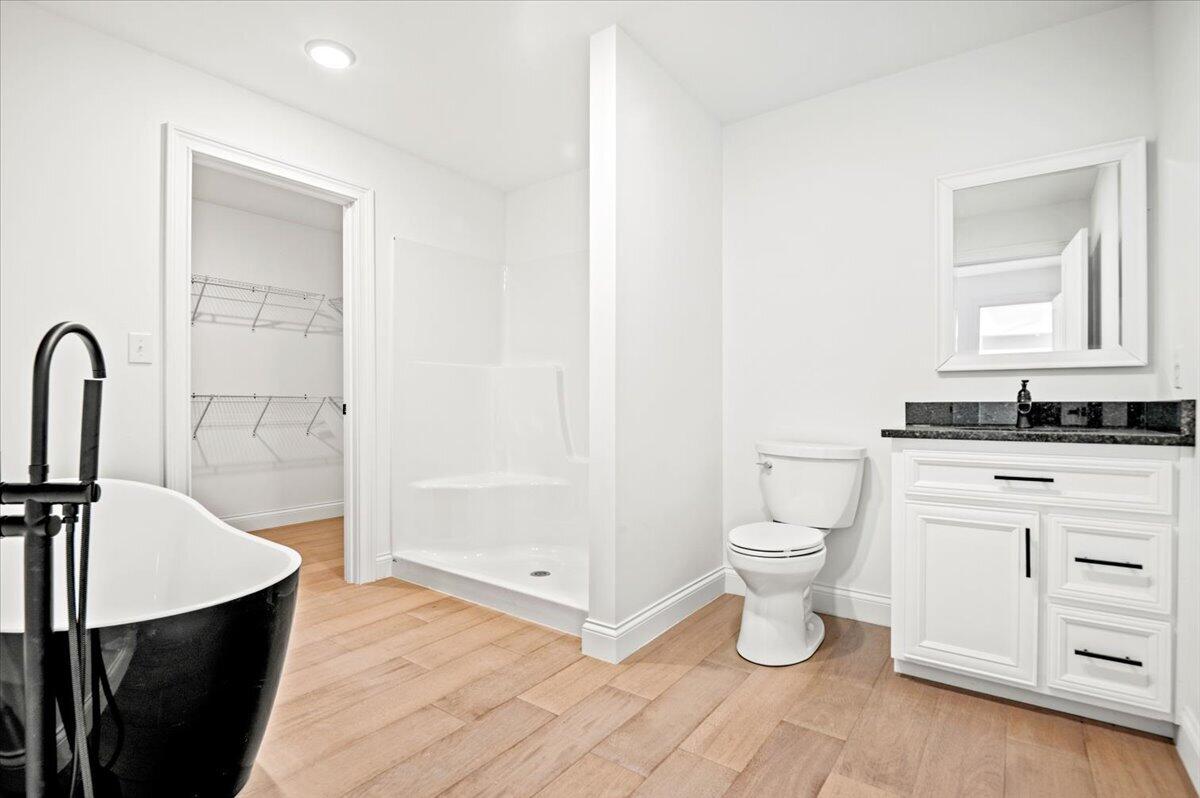 395 Madison Circle Property Photo 18