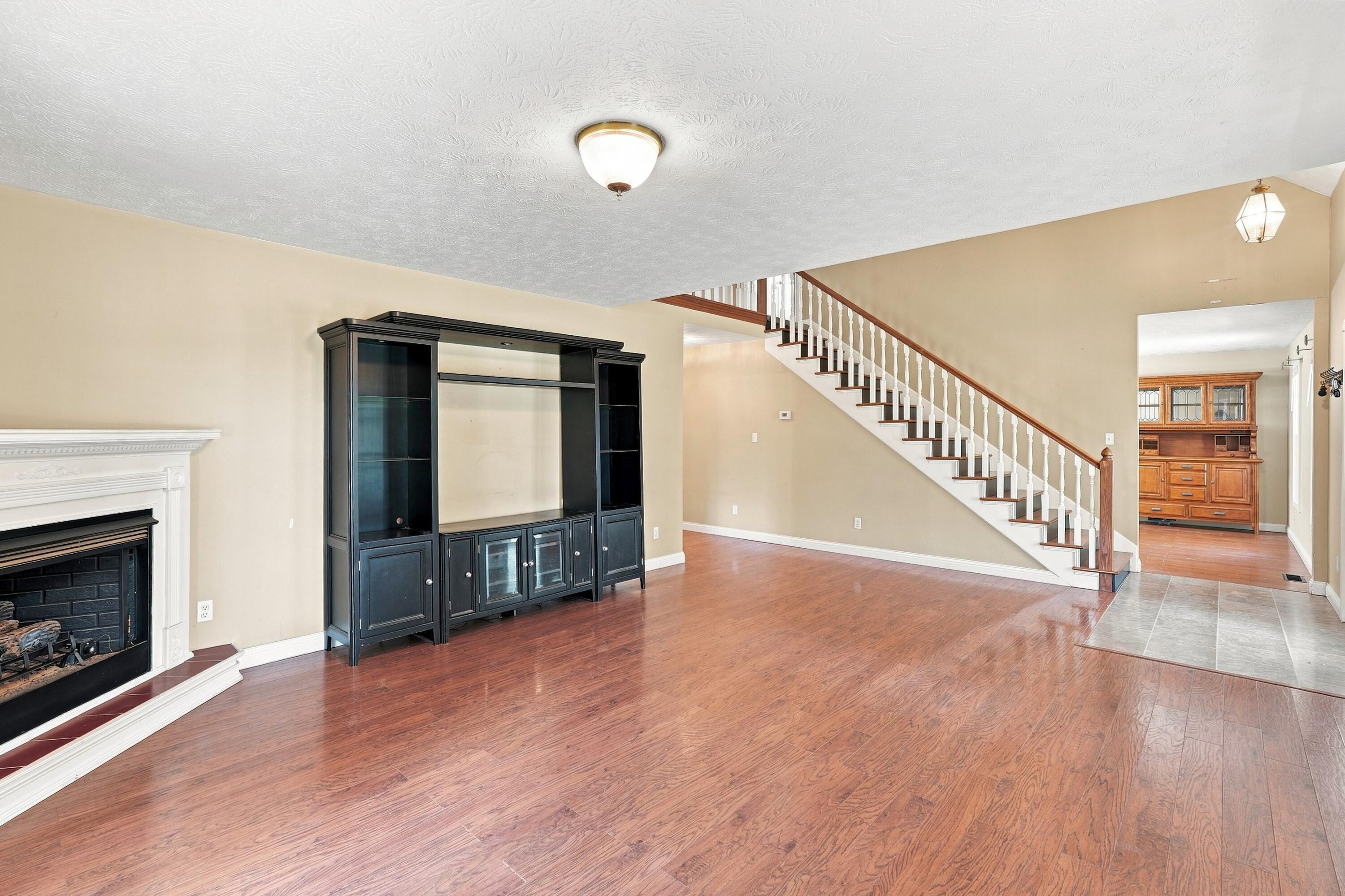 6025 Shar-cal Road Property Photo 8