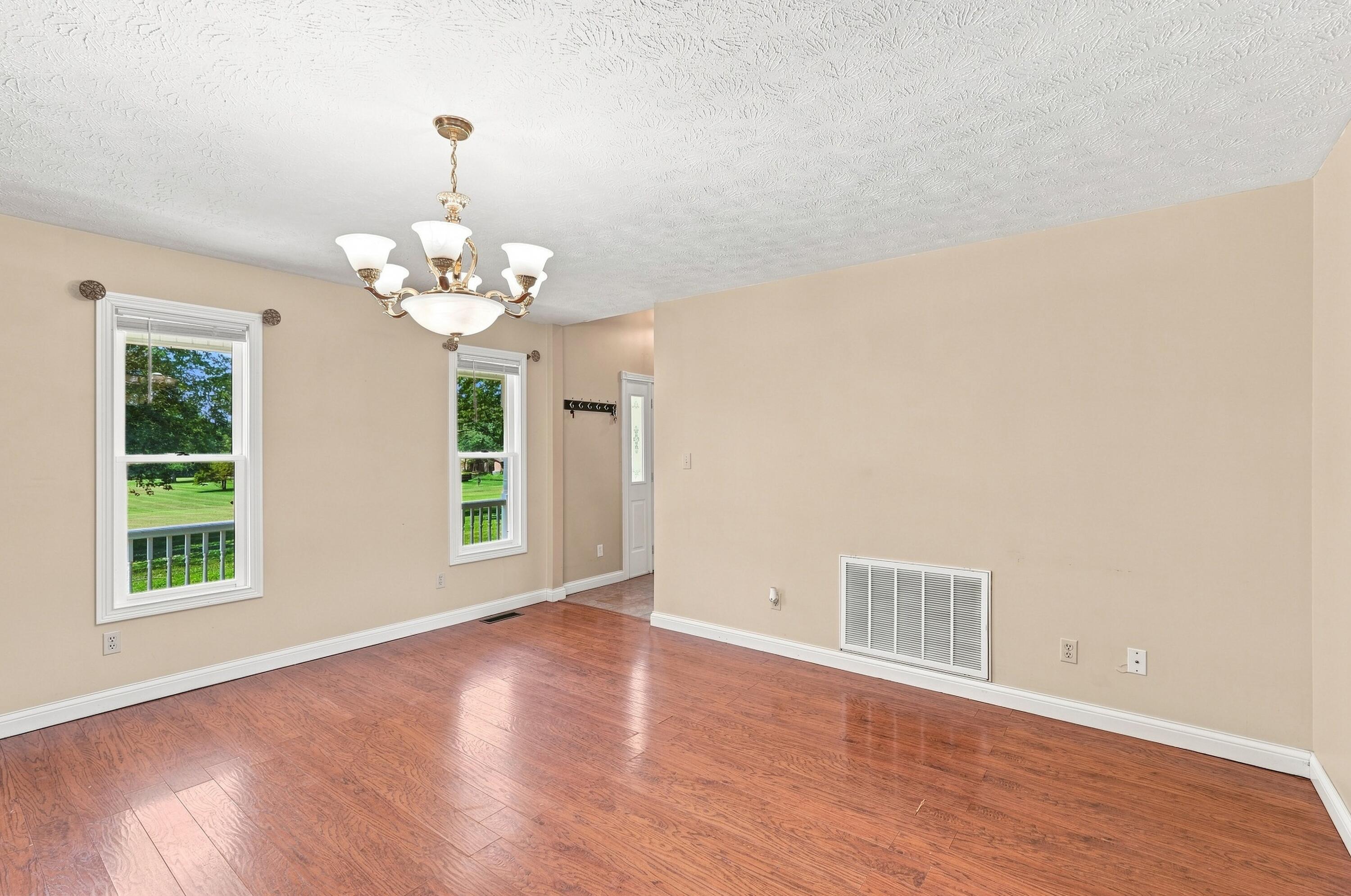 6025 Shar-cal Road Property Photo 12