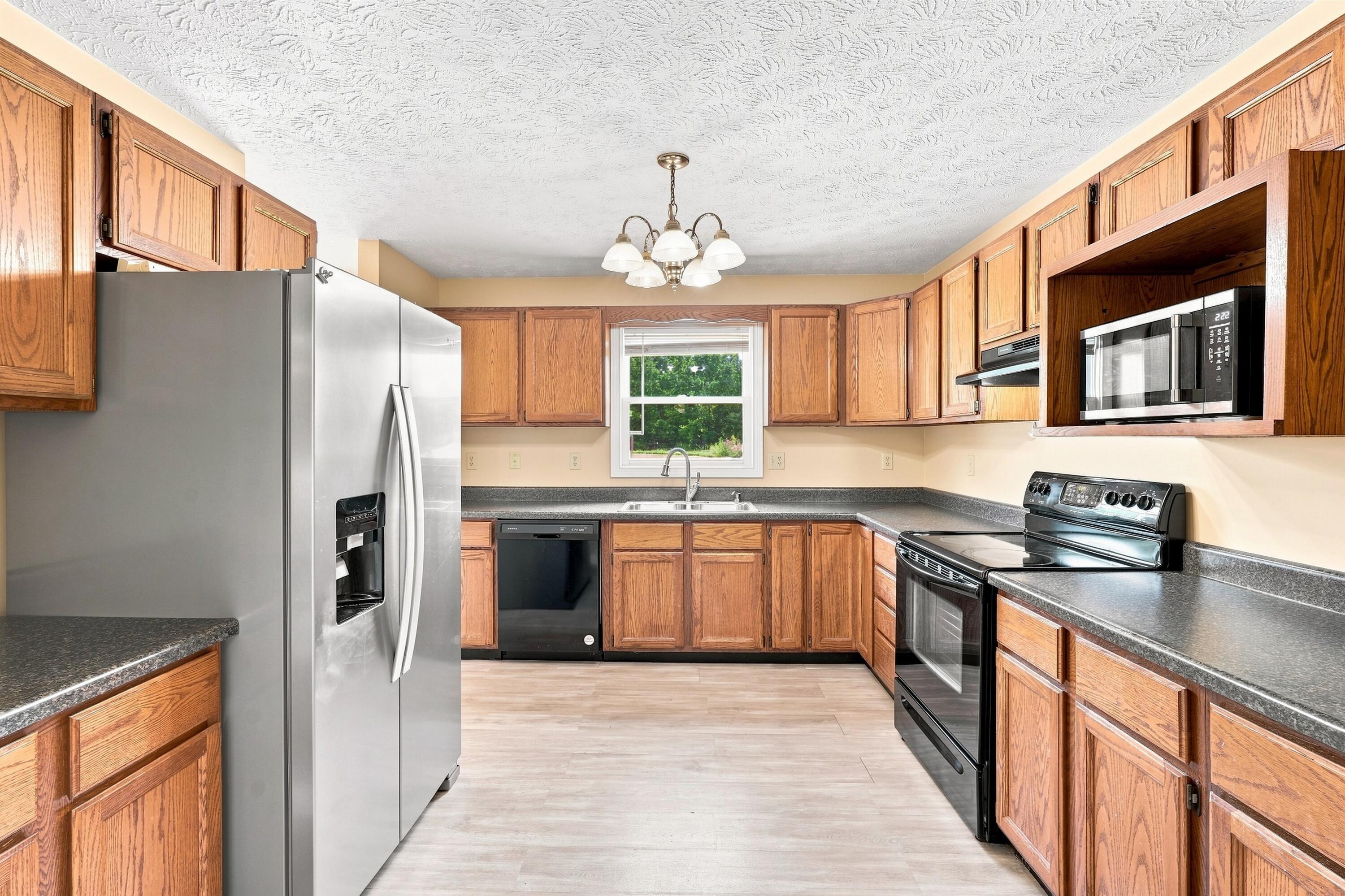 6025 Shar-cal Road Property Photo 13