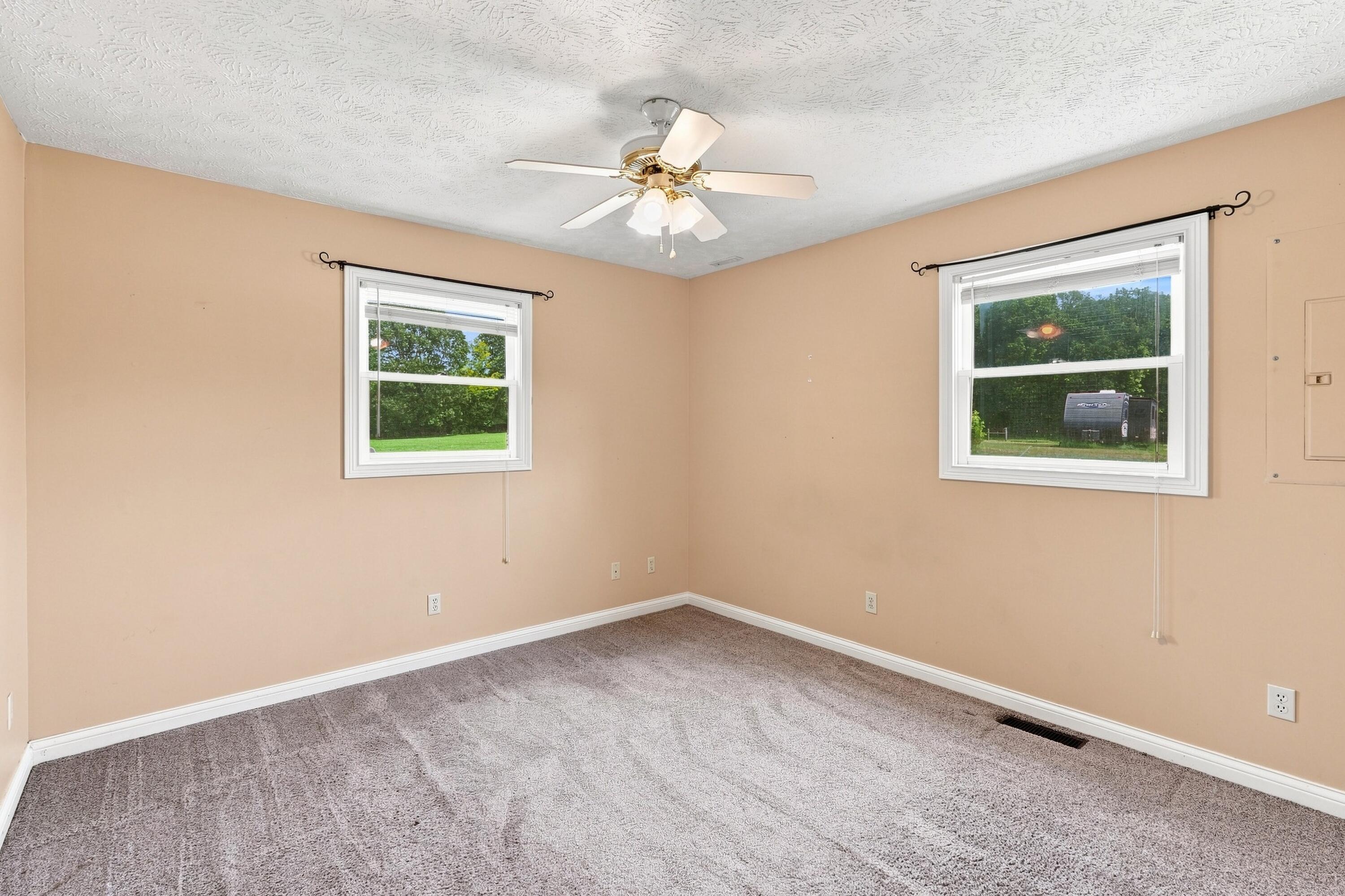 6025 Shar-cal Road Property Photo 16