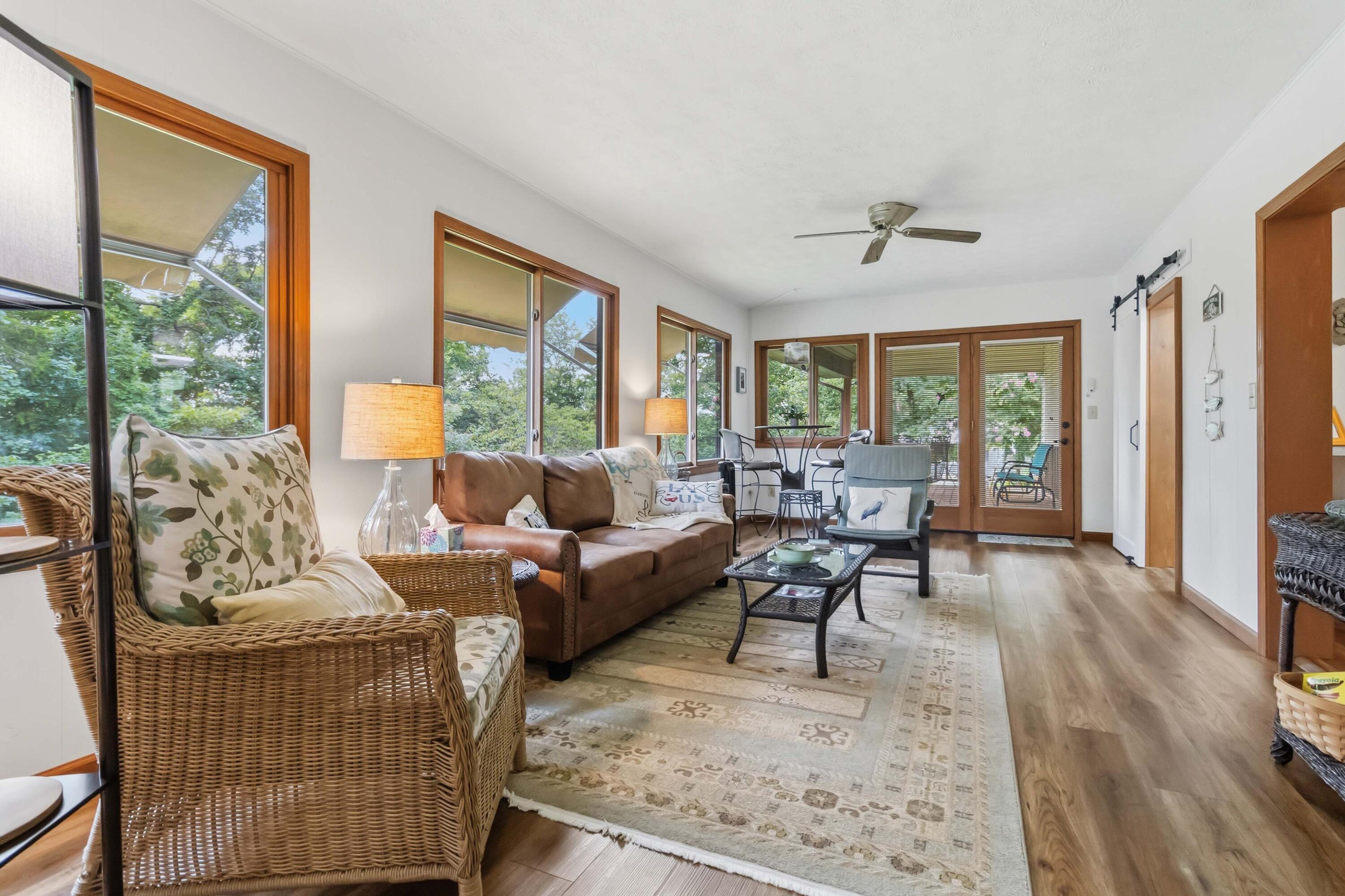 75 Lakeshore Drive Property Photo 16