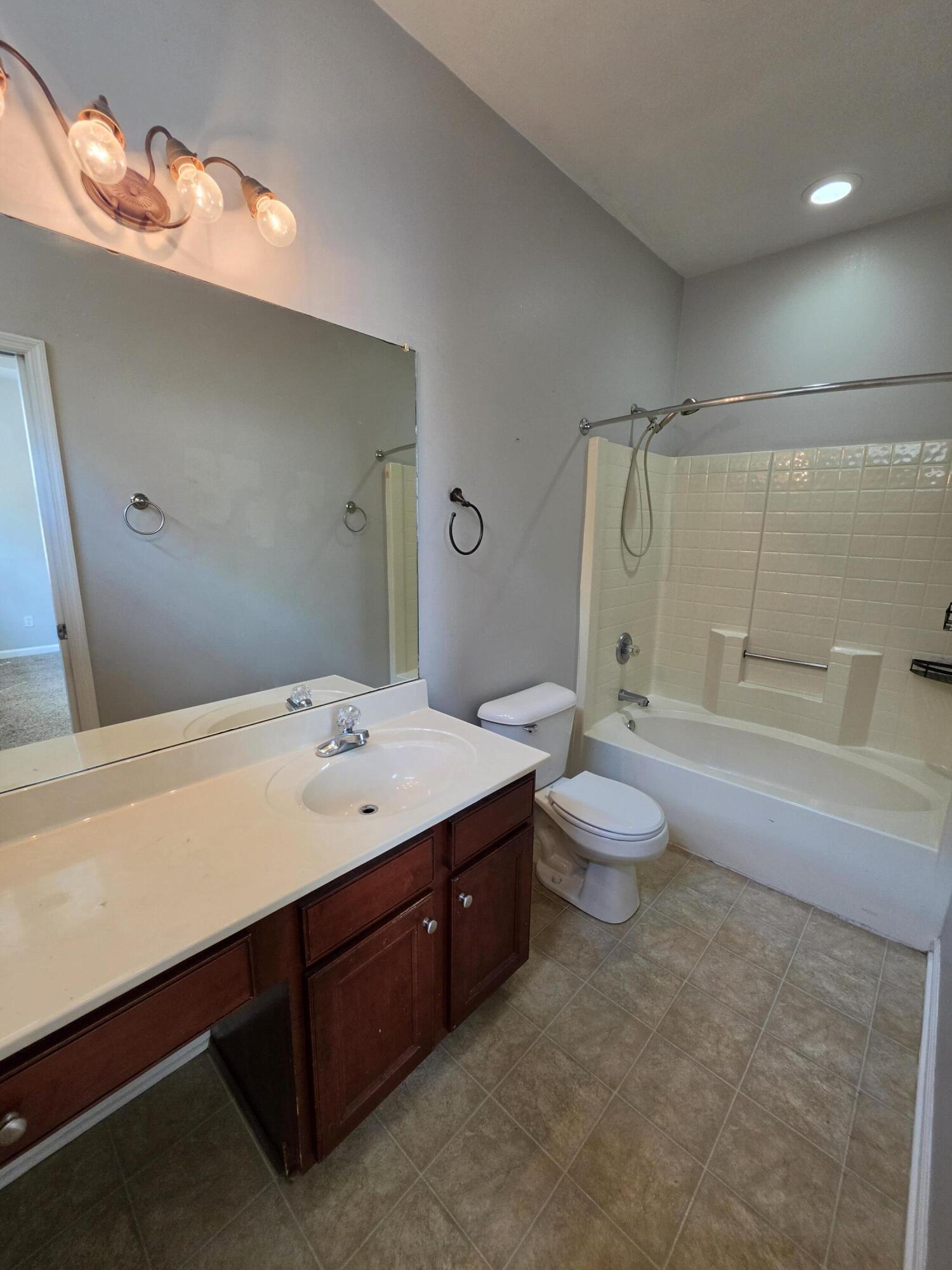 620 Green Valley Drive Property Photo 6