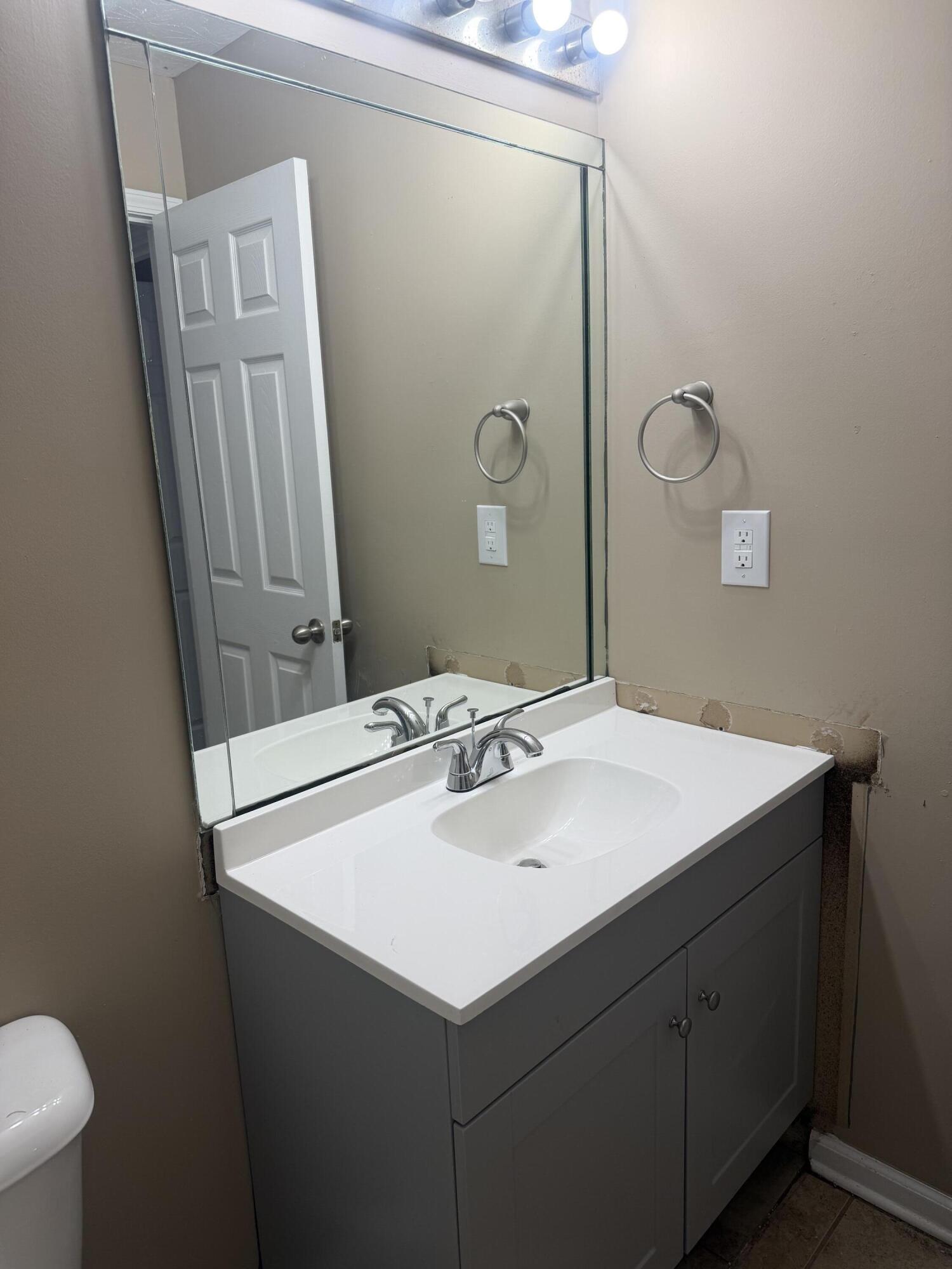 969 Sugarbush Trail Property Photo 10