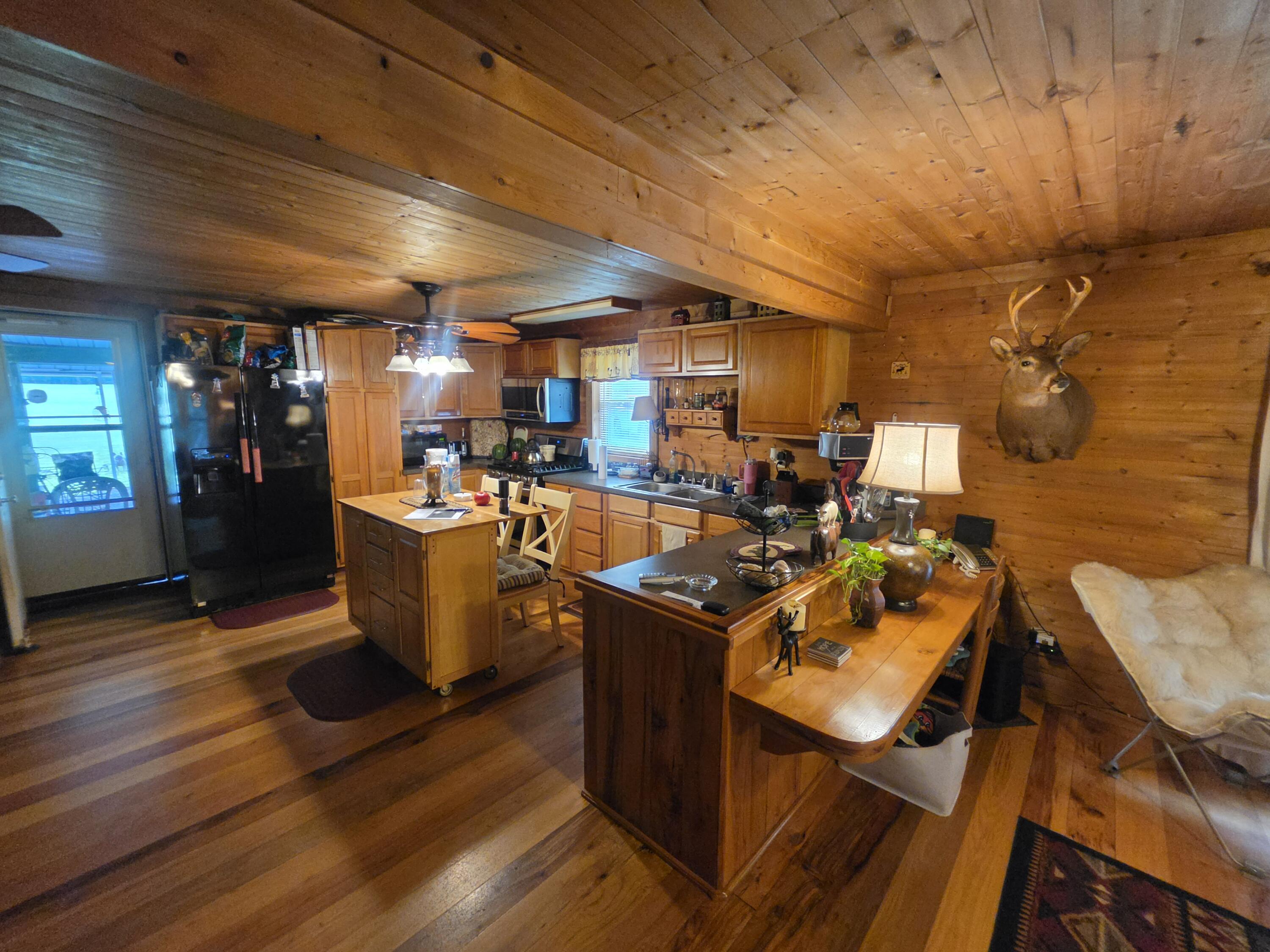 8243 Ky-1676 Property Photo 8