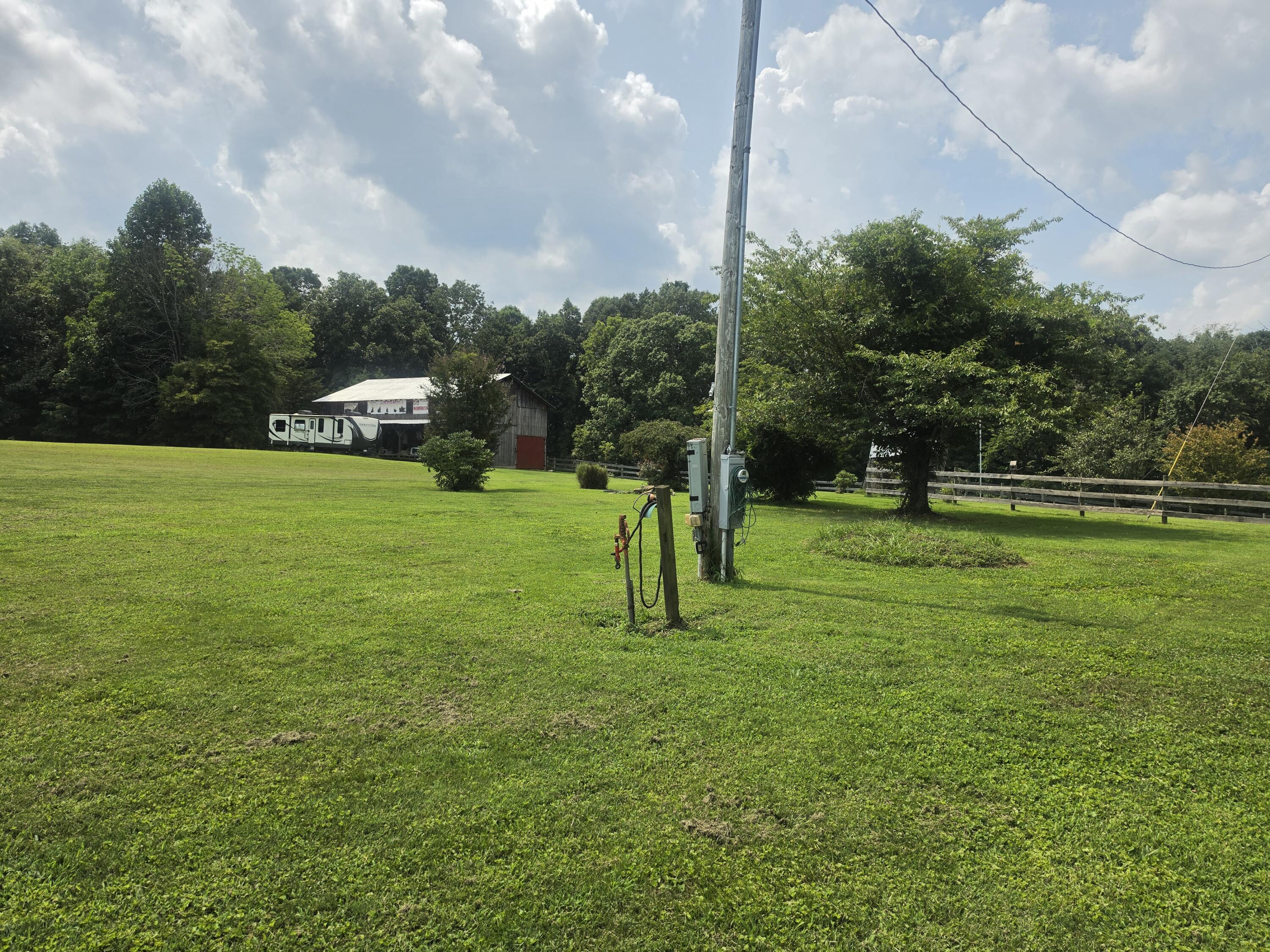 8243 Ky-1676 Property Photo 32