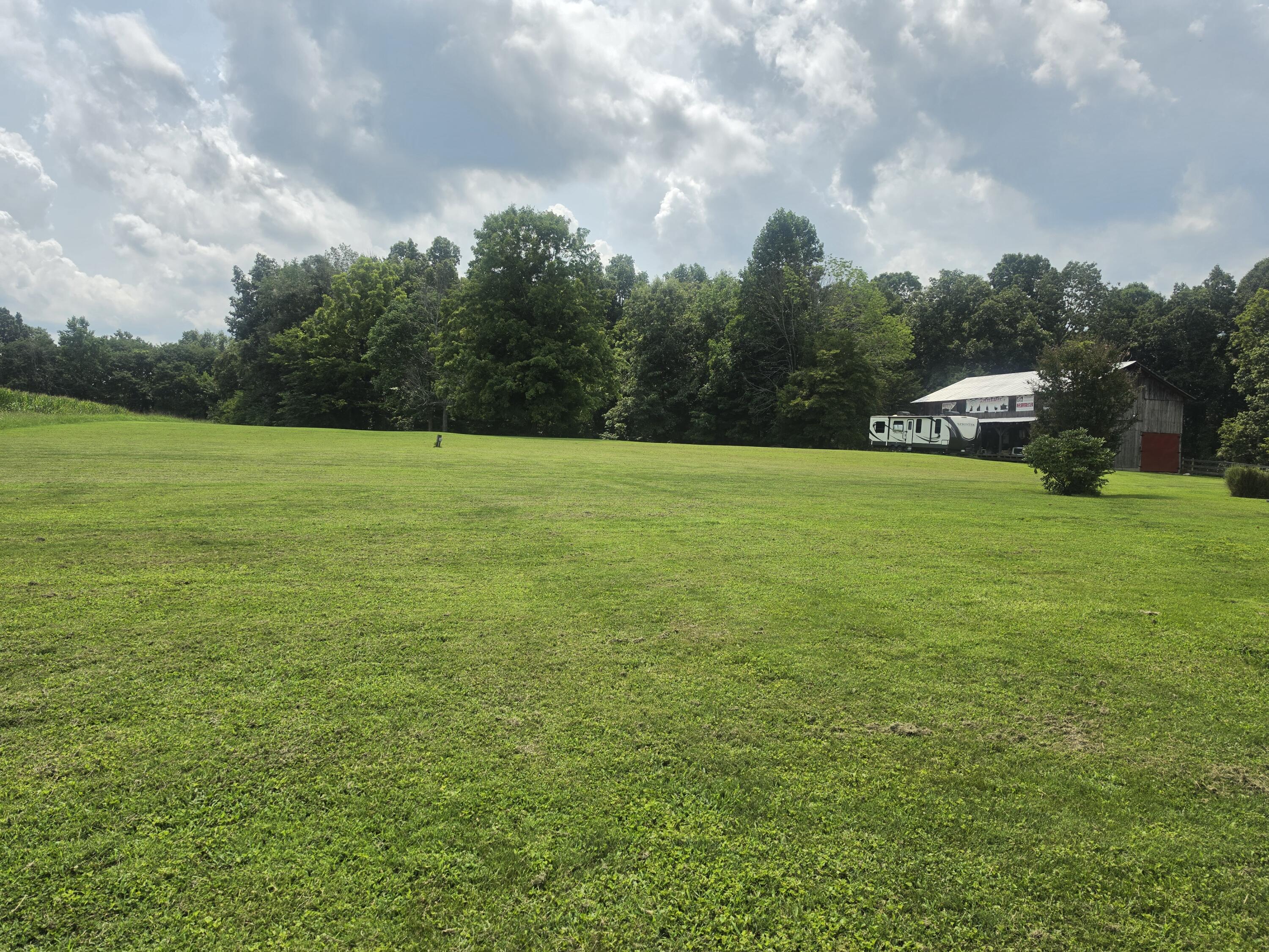 8243 Ky-1676 Property Photo 33