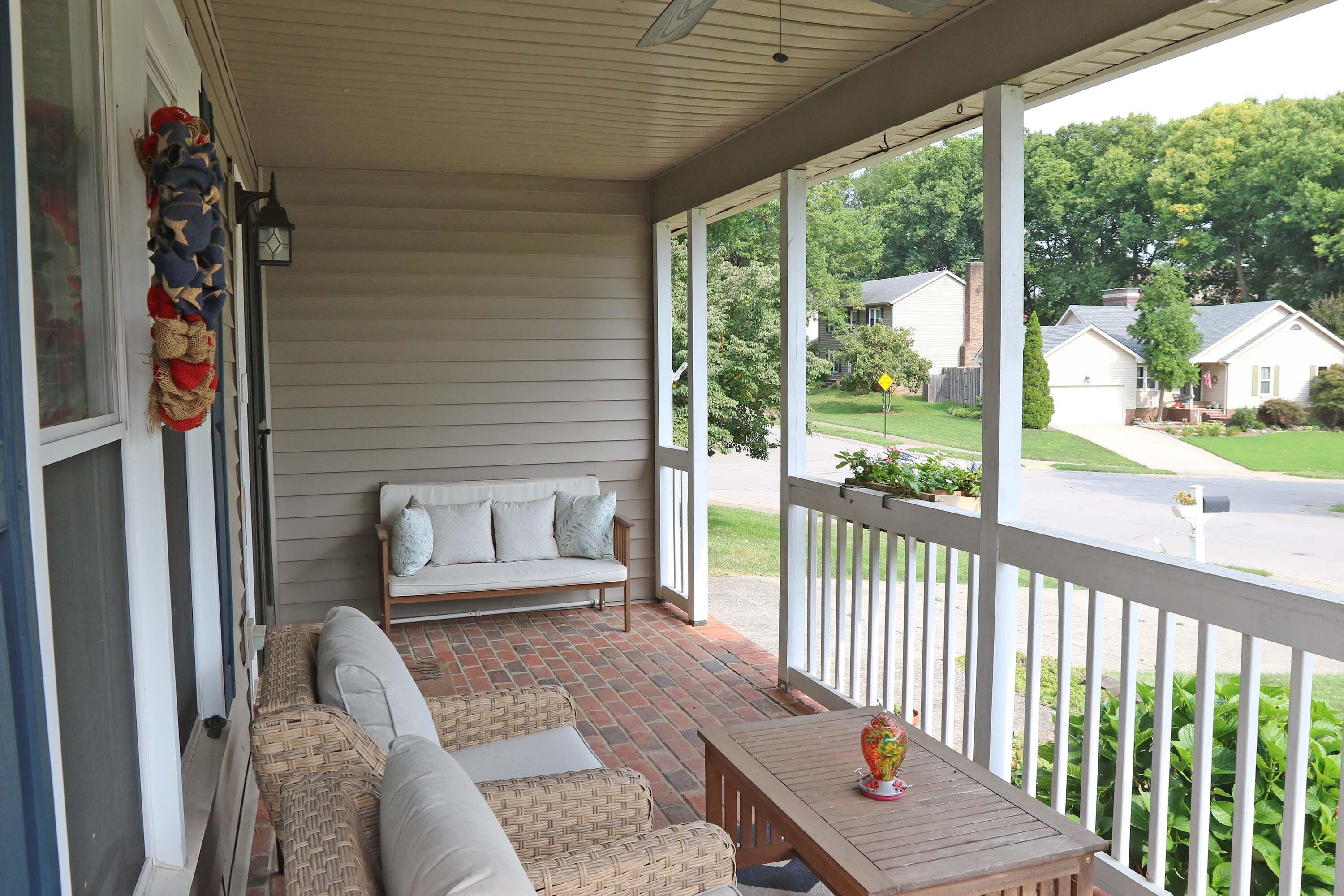 2430 Harrods Pointe Trace Property Photo 6