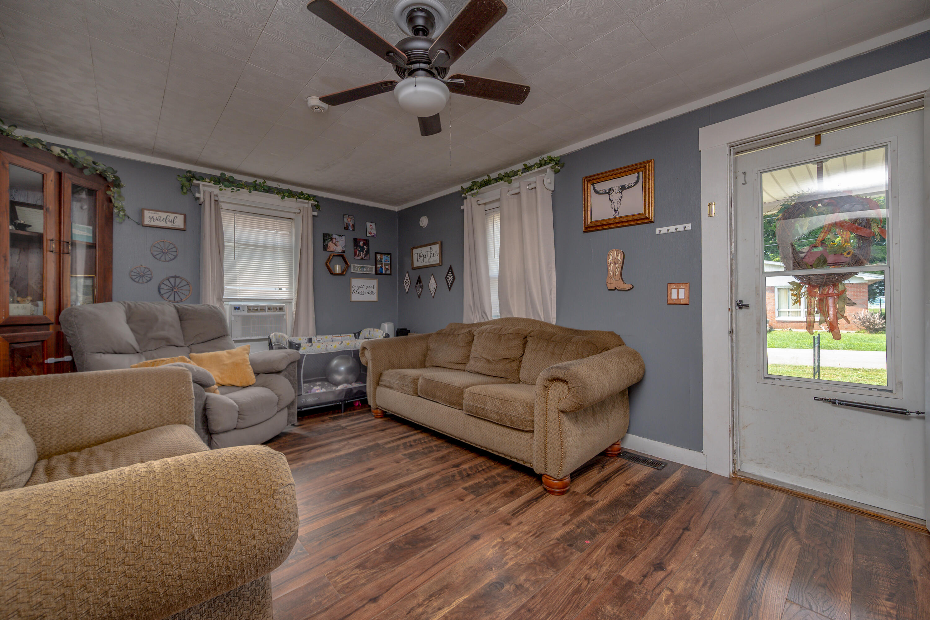 60 Cecil Avenue Property Photo 4