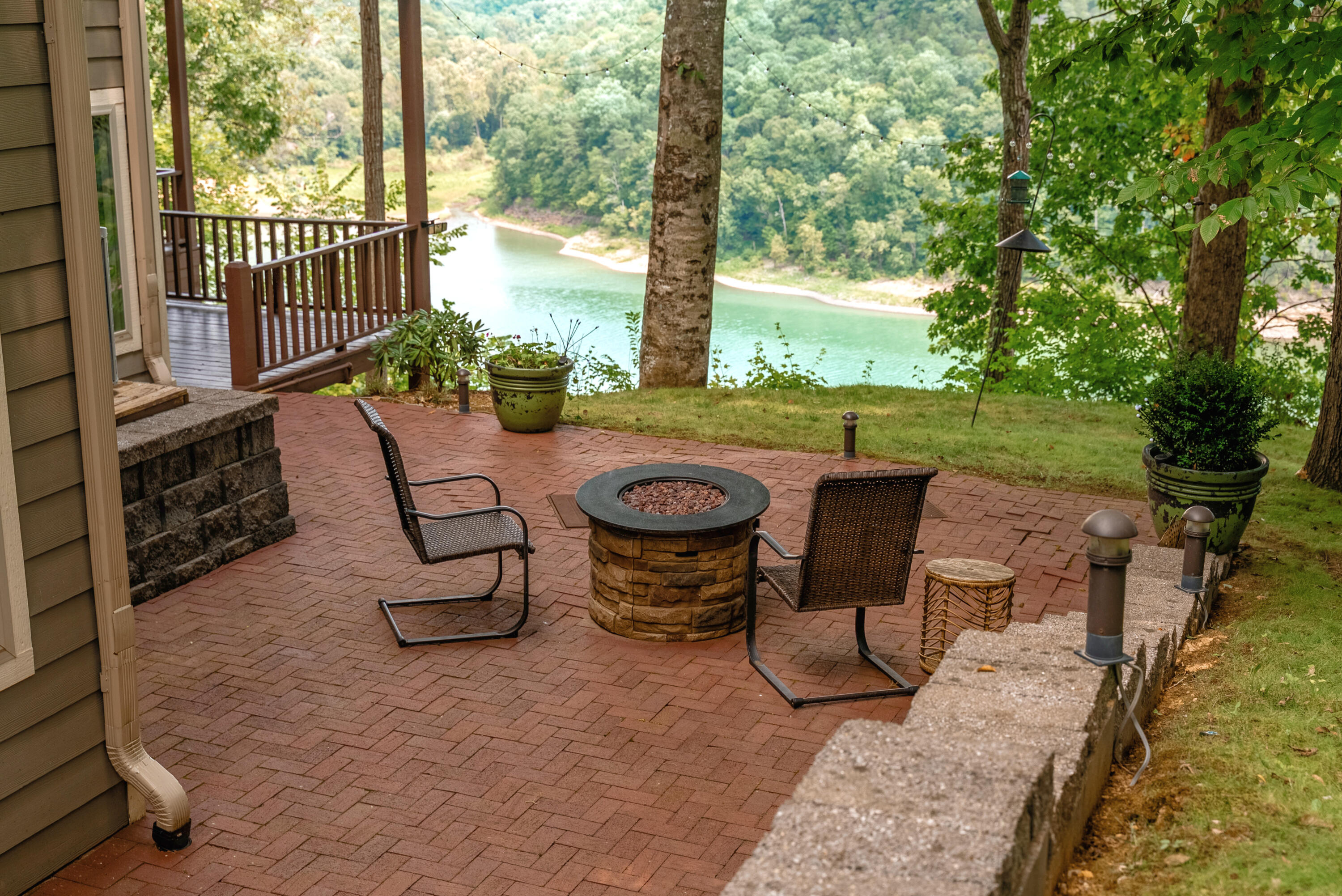 1355 Cliffside Drive Property Photo 14