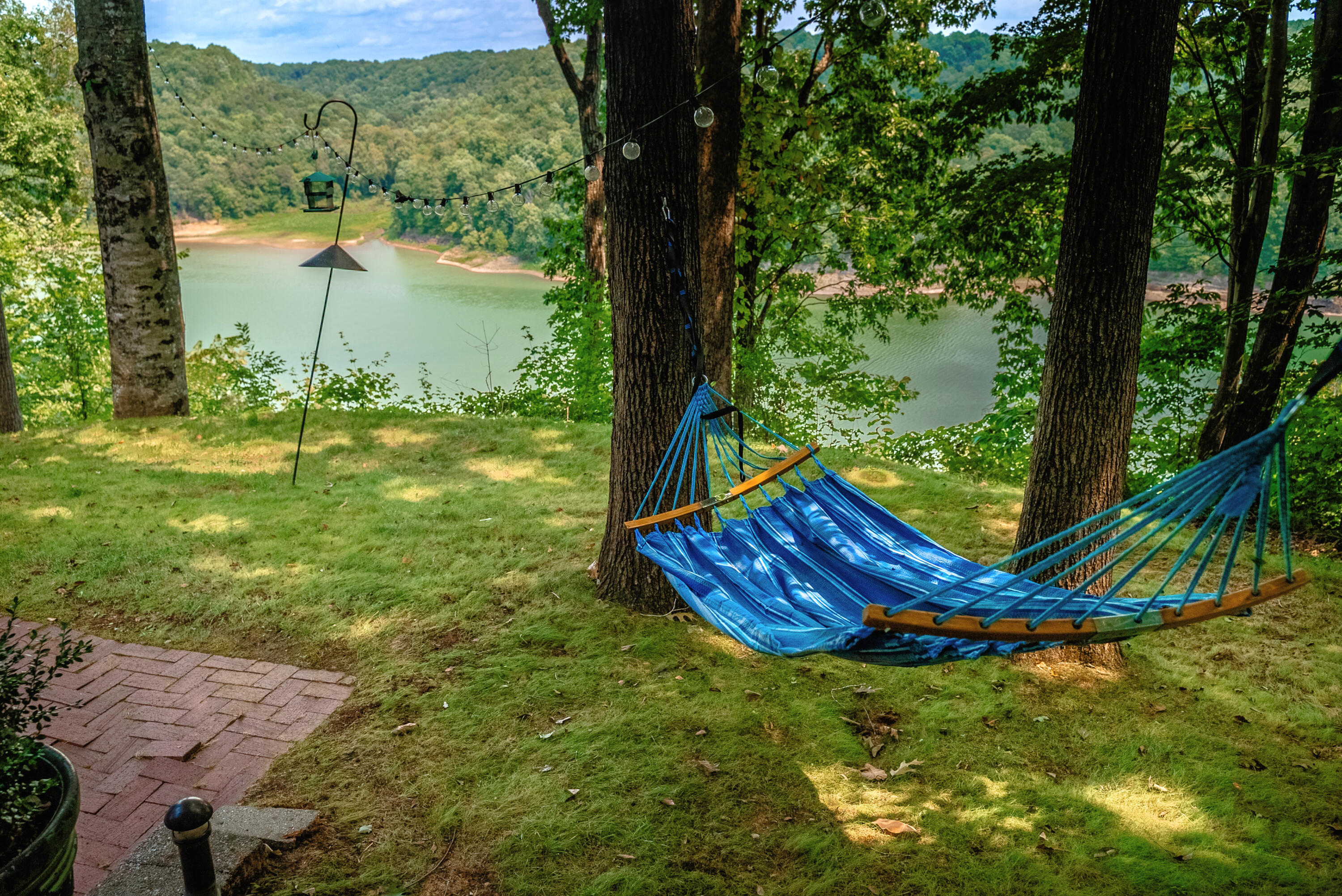 1355 Cliffside Drive Property Photo 15
