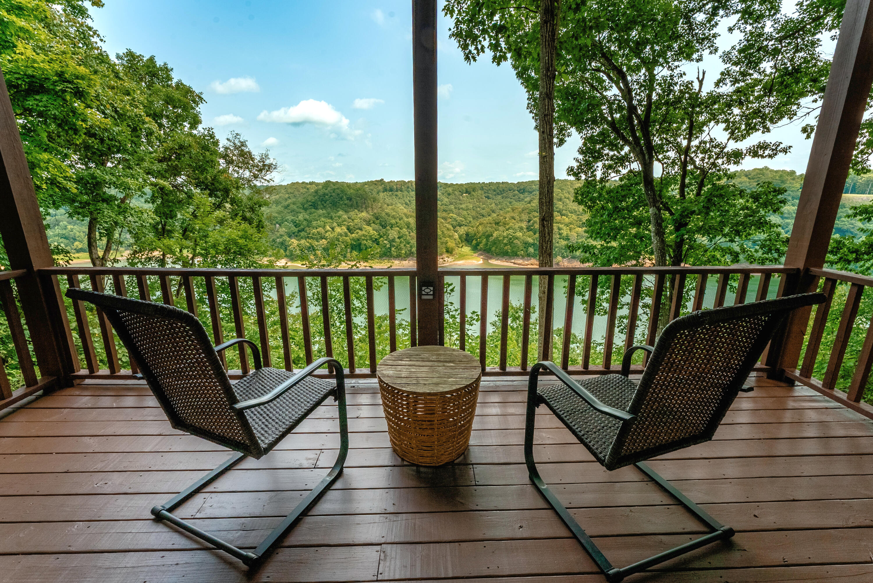 1355 Cliffside Drive Property Photo 18