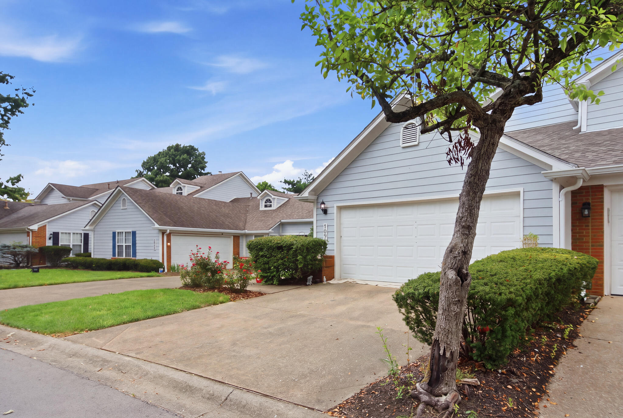 1058 Griffin Gate Drive Property Photo 4