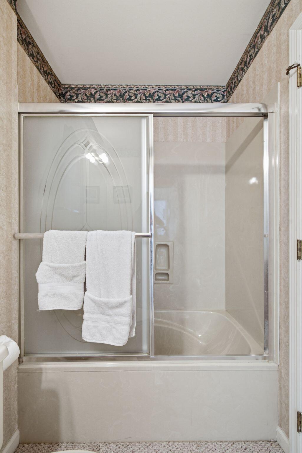 1058 Griffin Gate Drive Property Photo 33