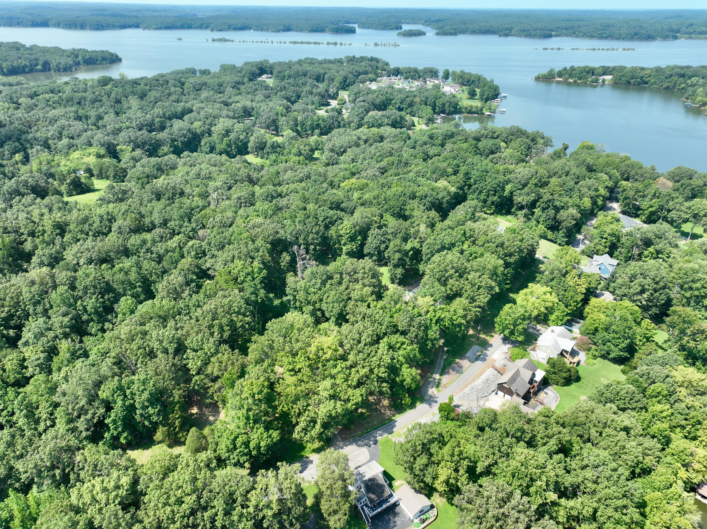 241 Solomon Drive Property Photo 9