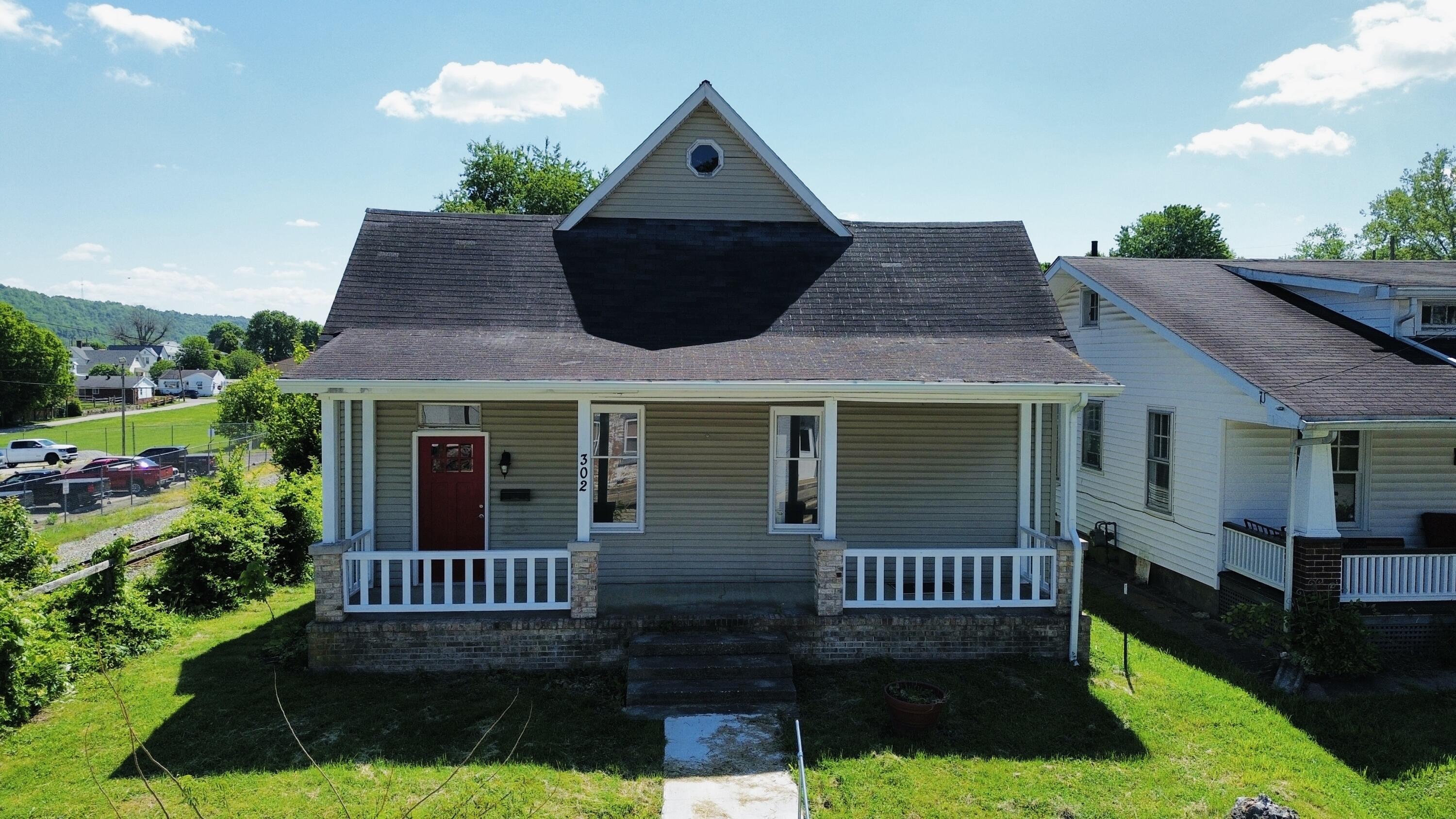 302 Commerce Street Property Photo 1