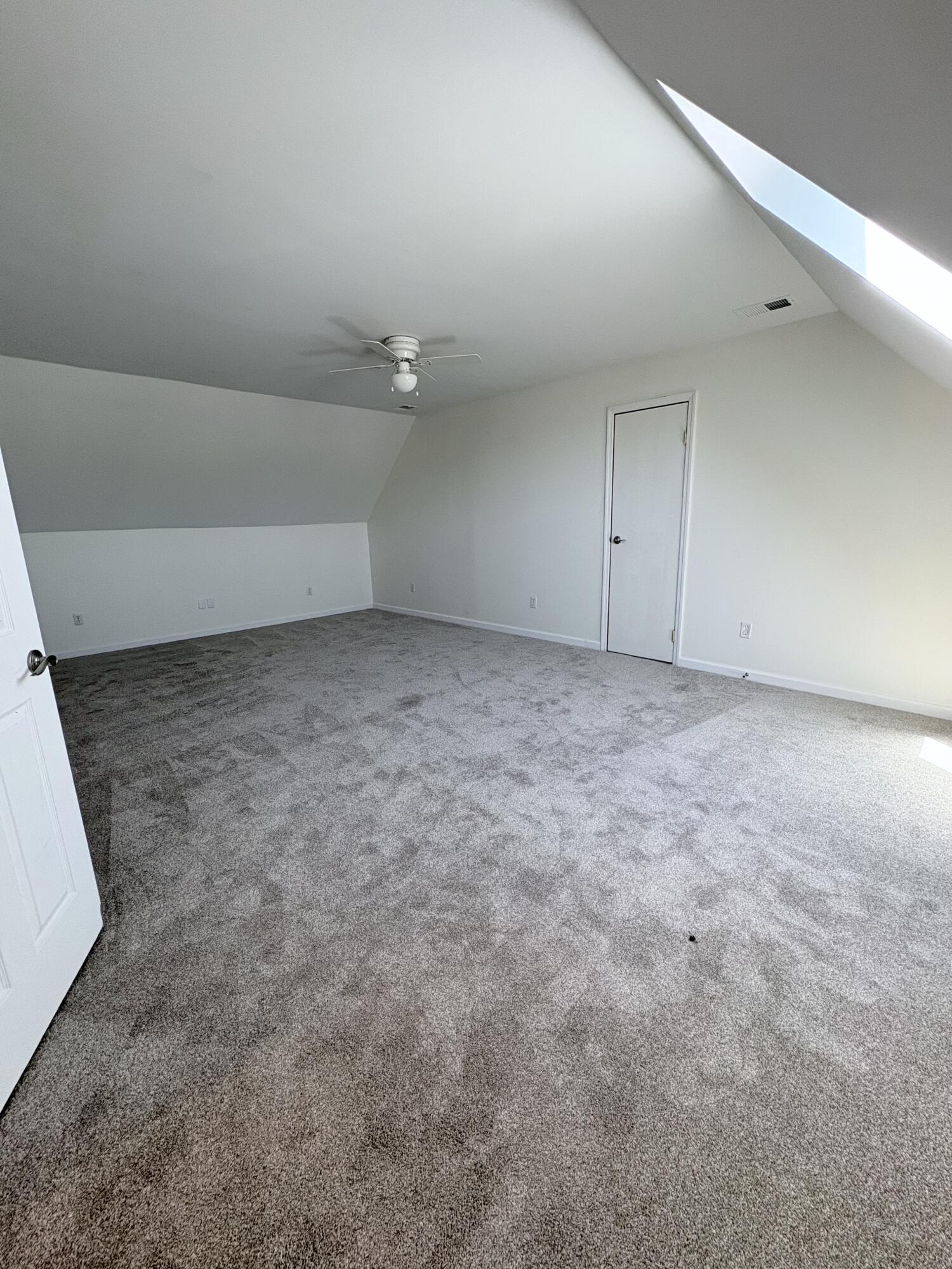 302 Commerce Street Property Photo 28