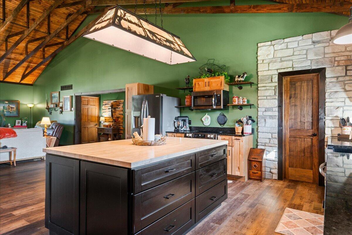 2113 Calaboose Ridge Road Property Photo 19
