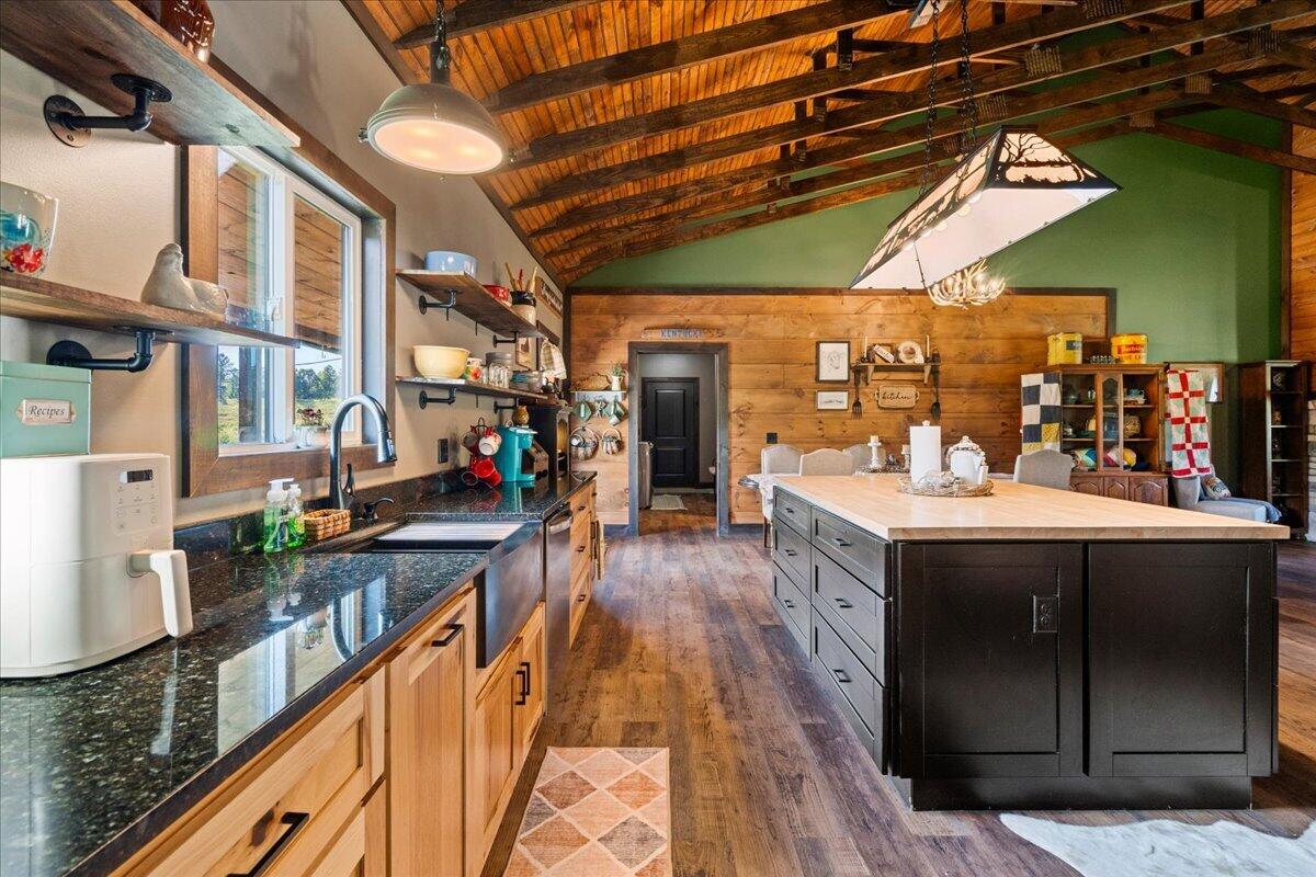 2113 Calaboose Ridge Road Property Photo 20