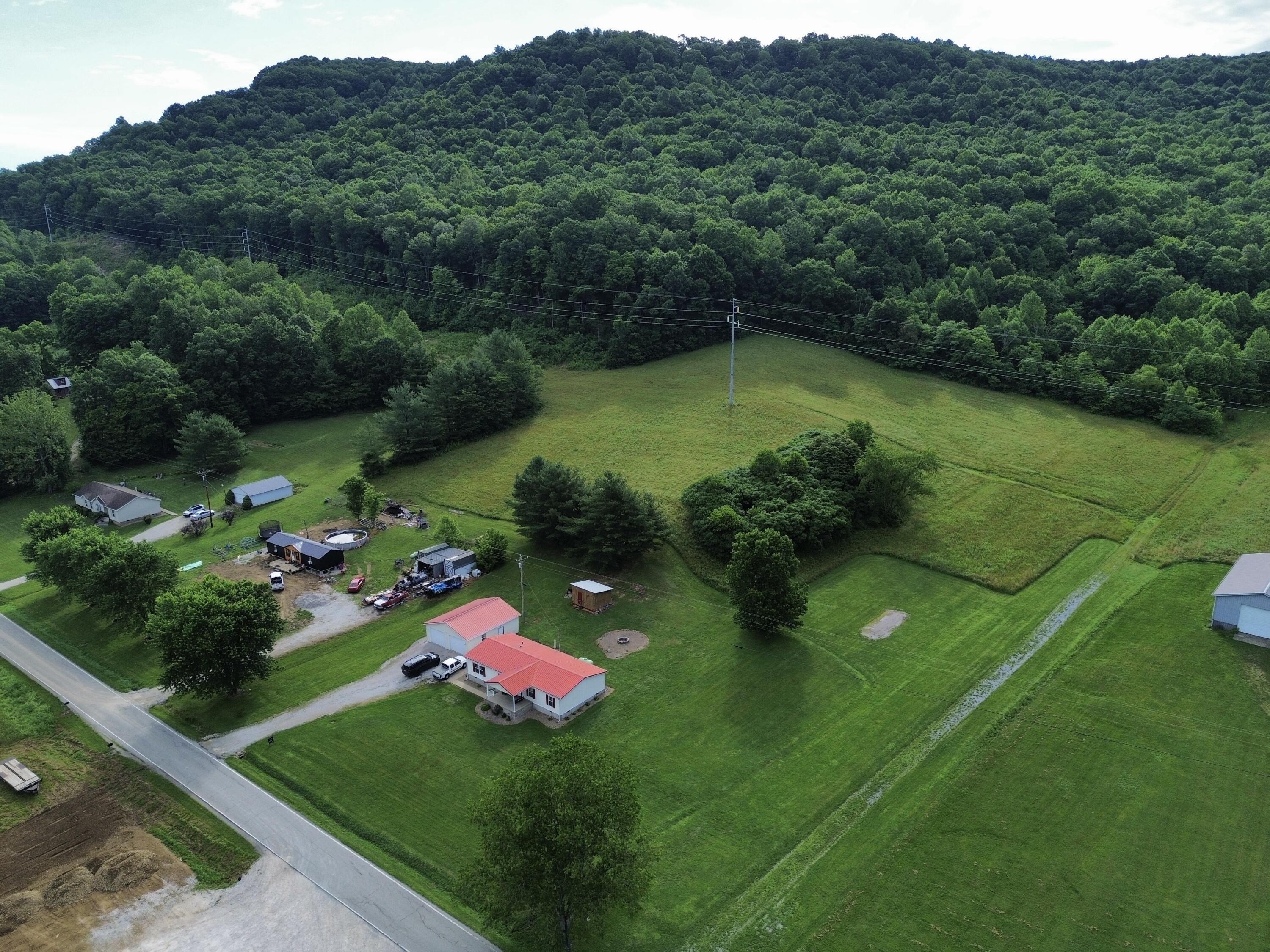 3149 Salt Lick Road Property Photo 2