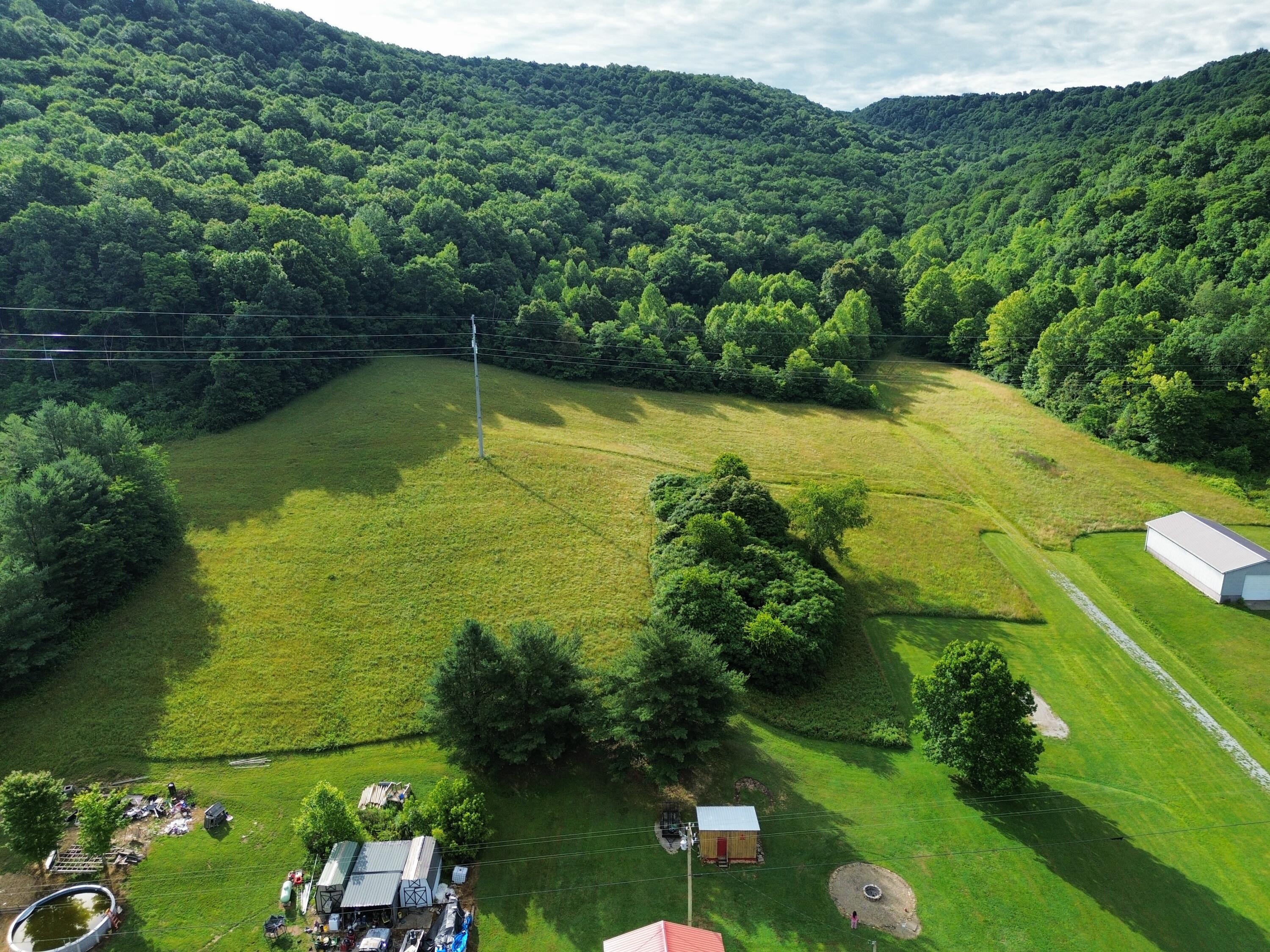 3149 Salt Lick Road Property Photo 4