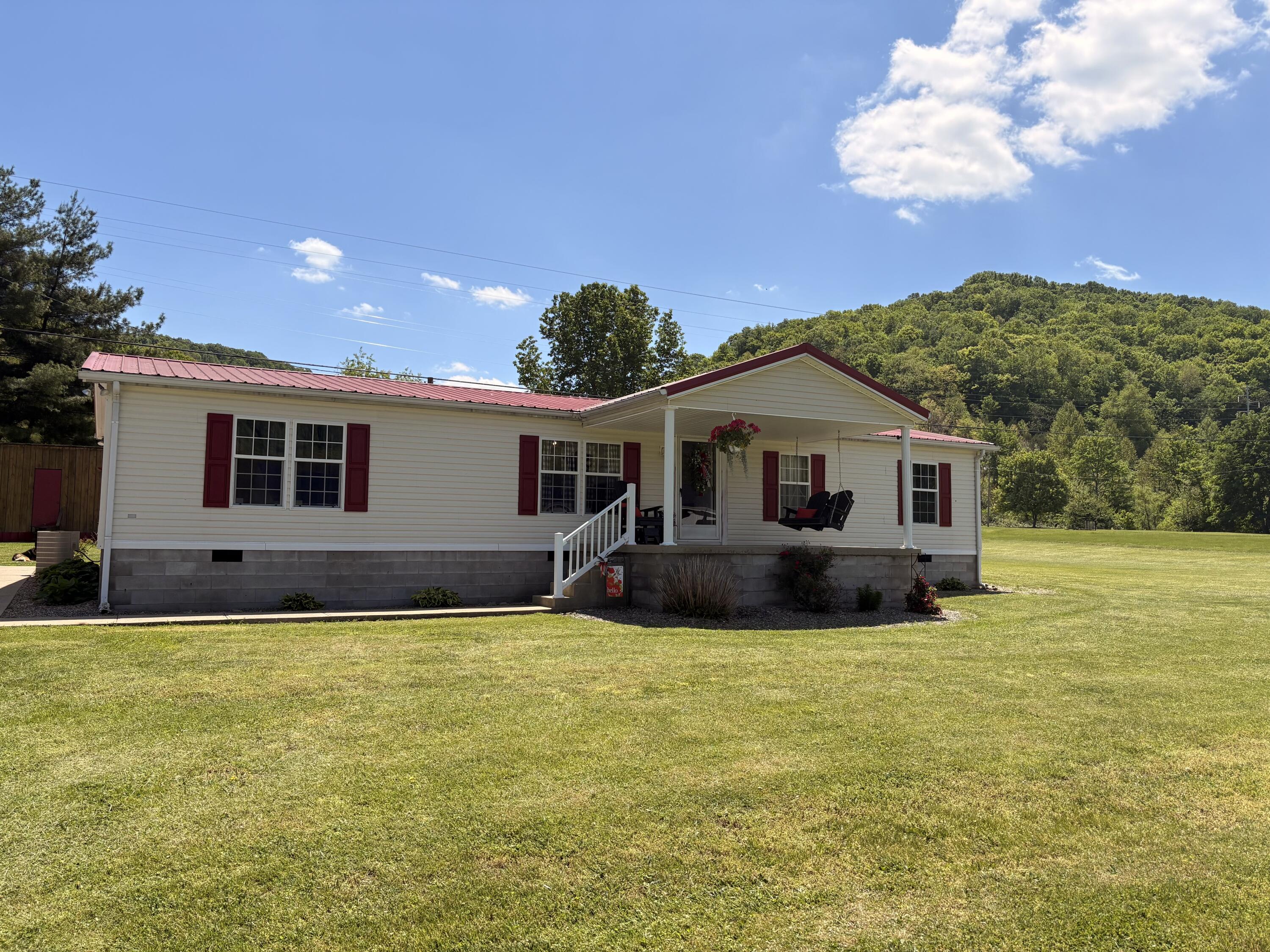 3149 Salt Lick Road Property Photo 9