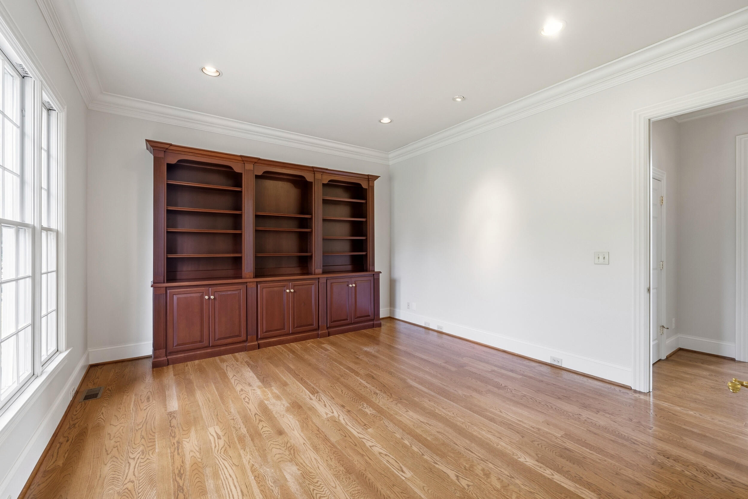 3021 Brookmonte Lane Property Photo 18