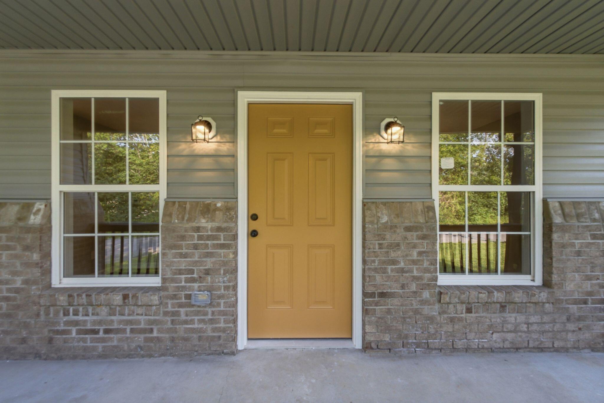 1194 Berdine Way Property Photo 5