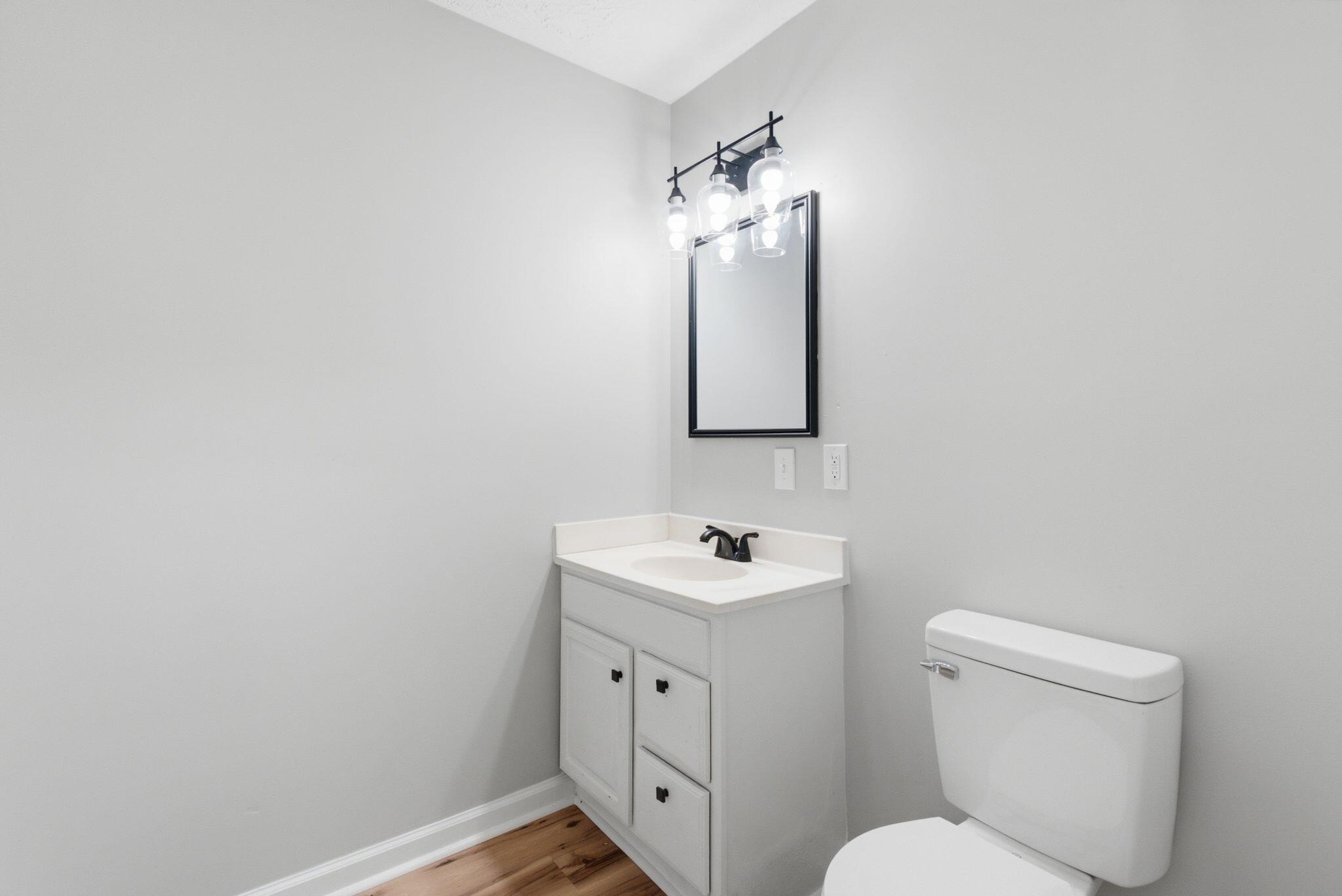 1194 Berdine Way Property Photo 16