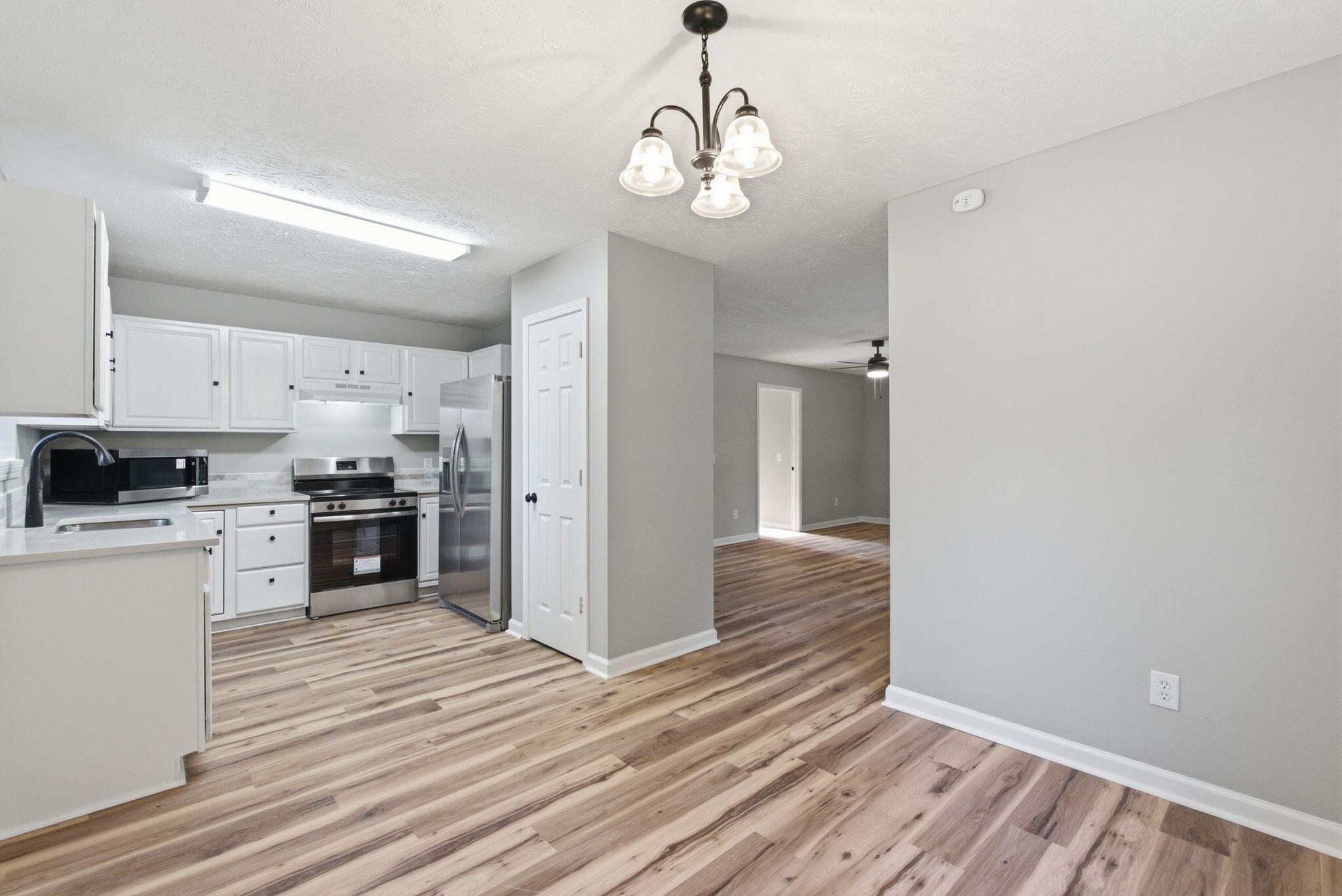 1194 Berdine Way Property Photo 21