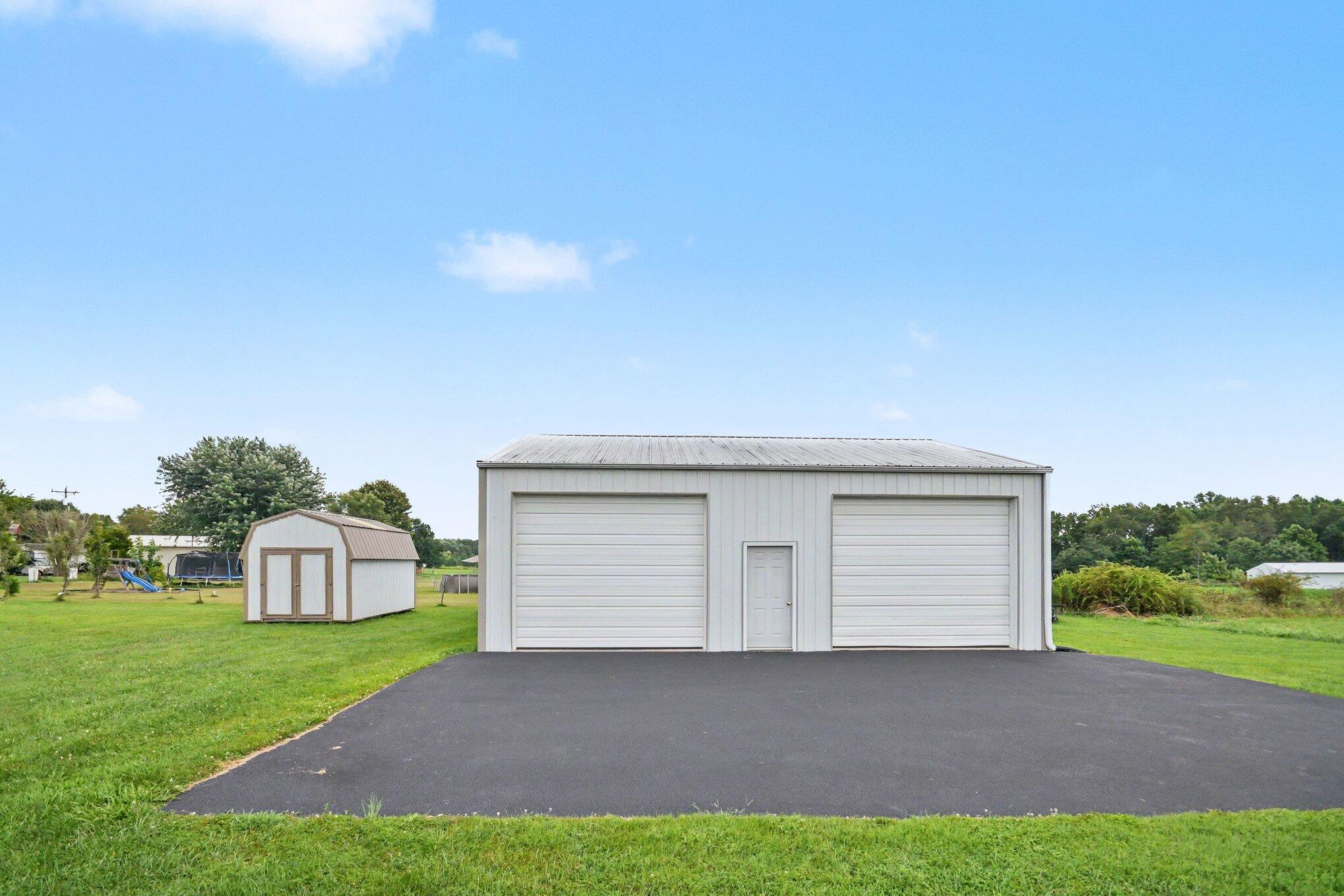 70 Tarter Lane Property Photo 2